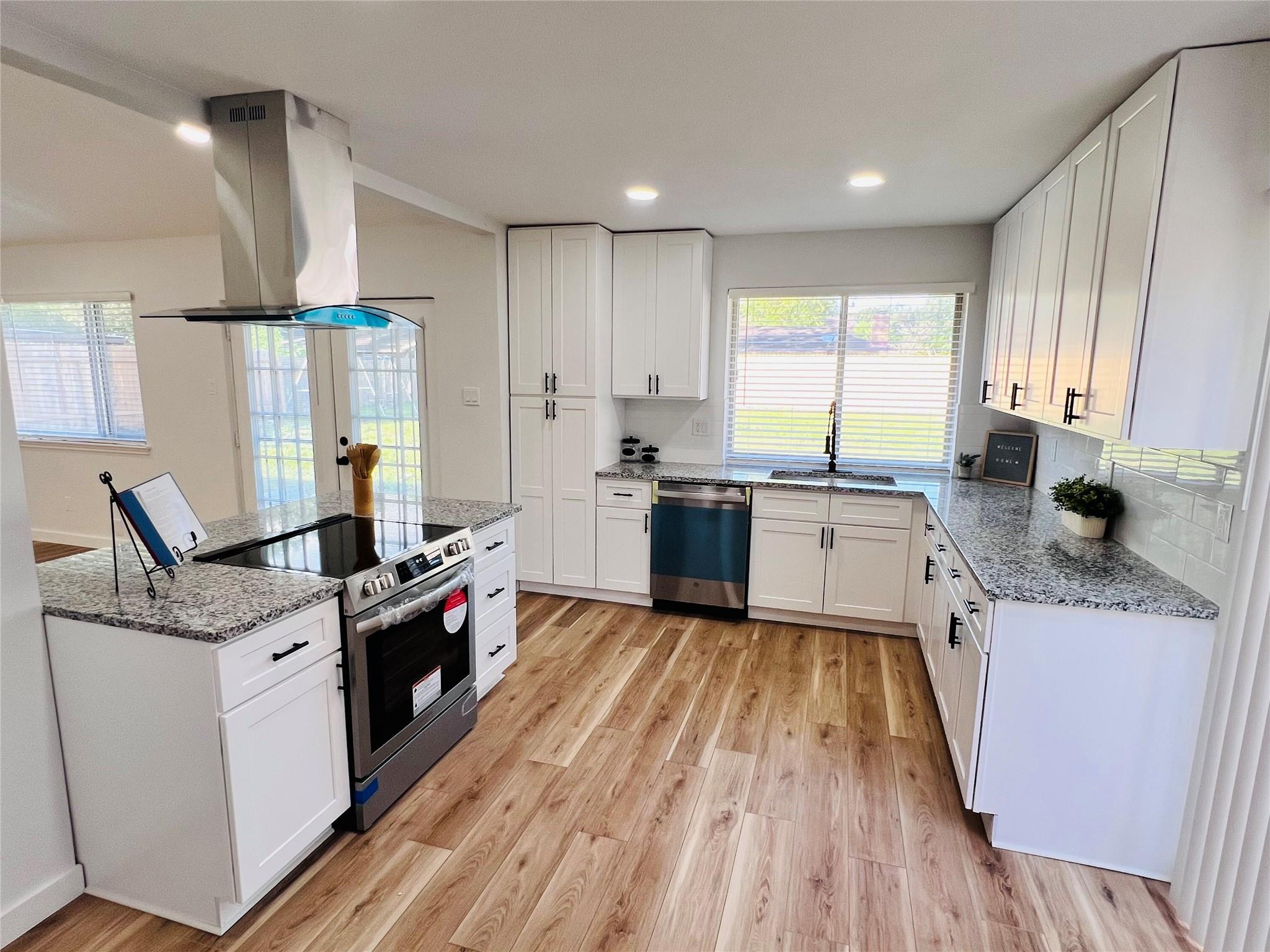 9614 Ravensworth Drive