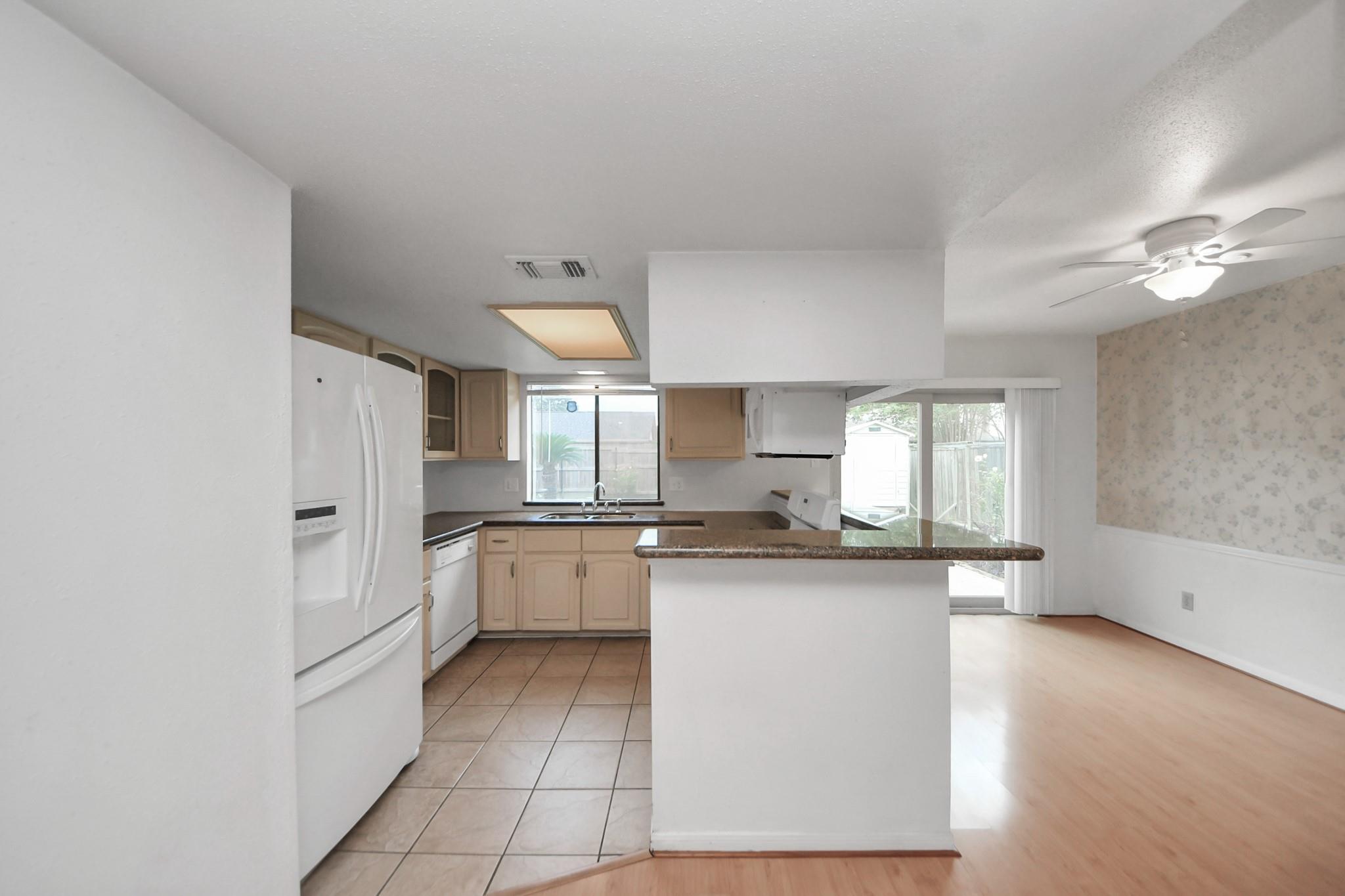 9423 Garden Bridge Street