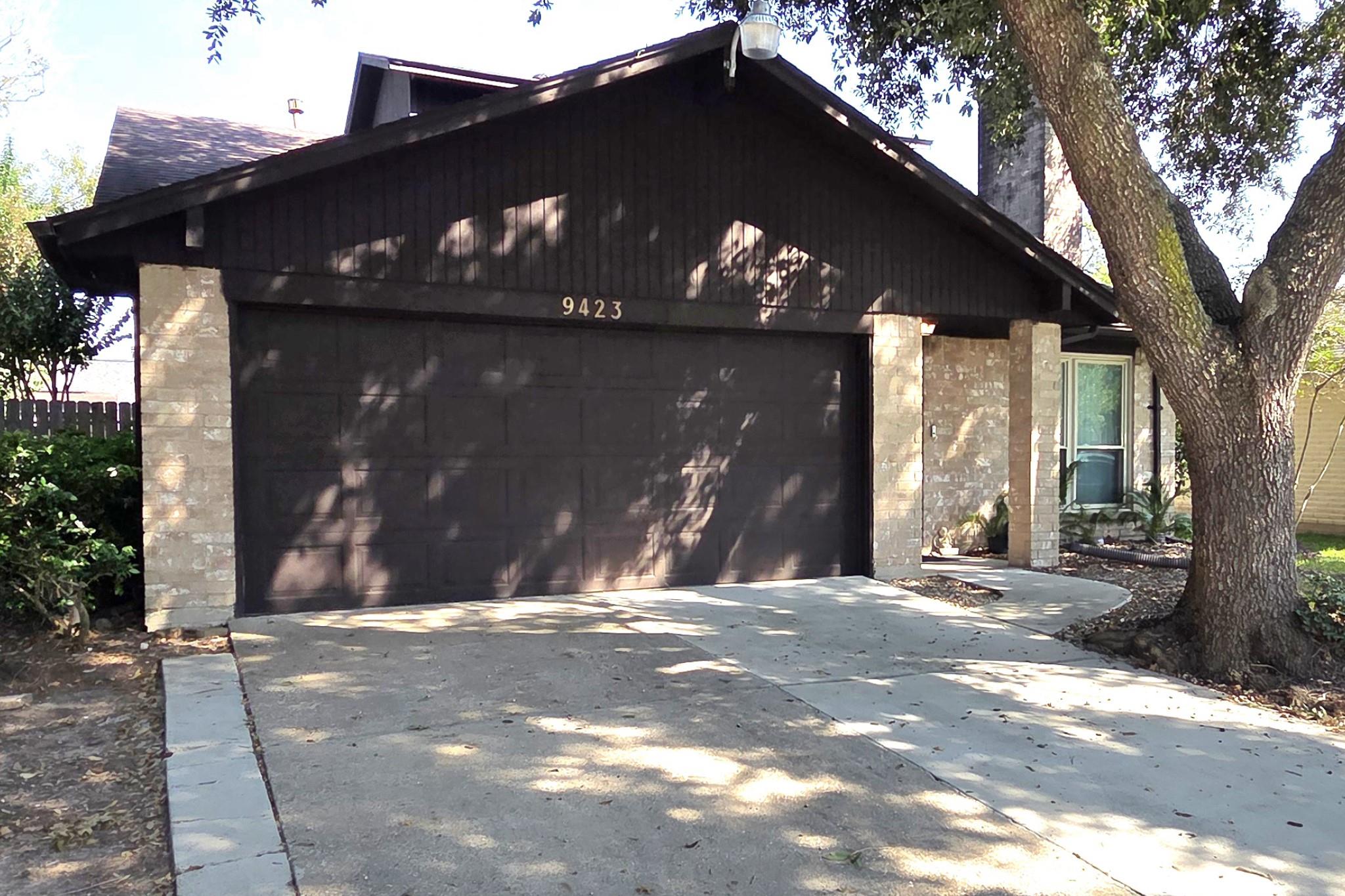 9423 Garden Bridge Street