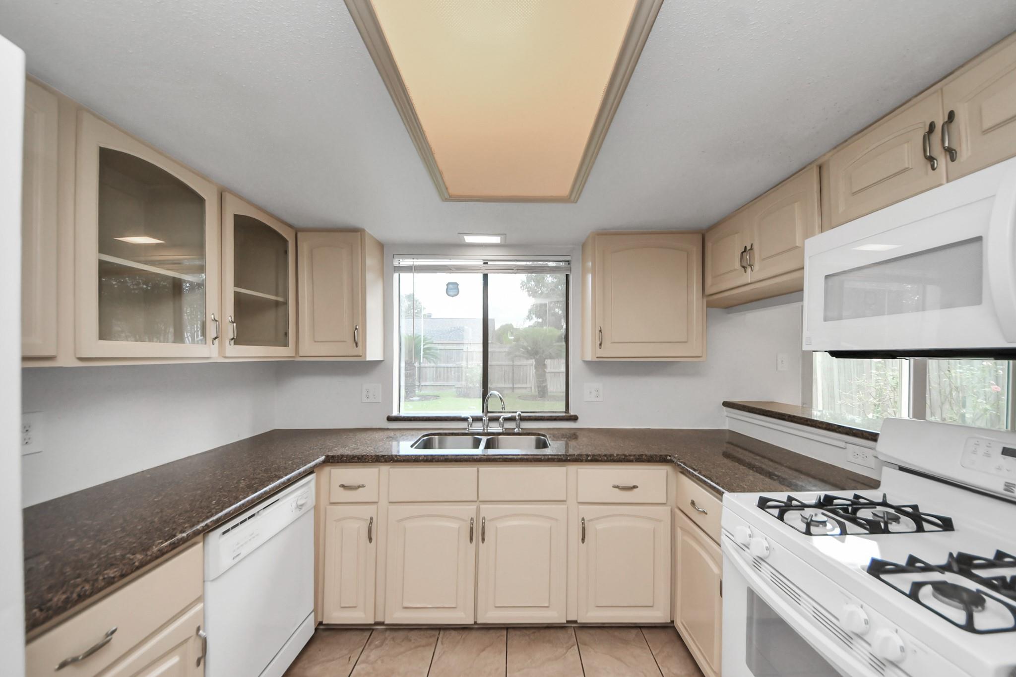 9423 Garden Bridge Street