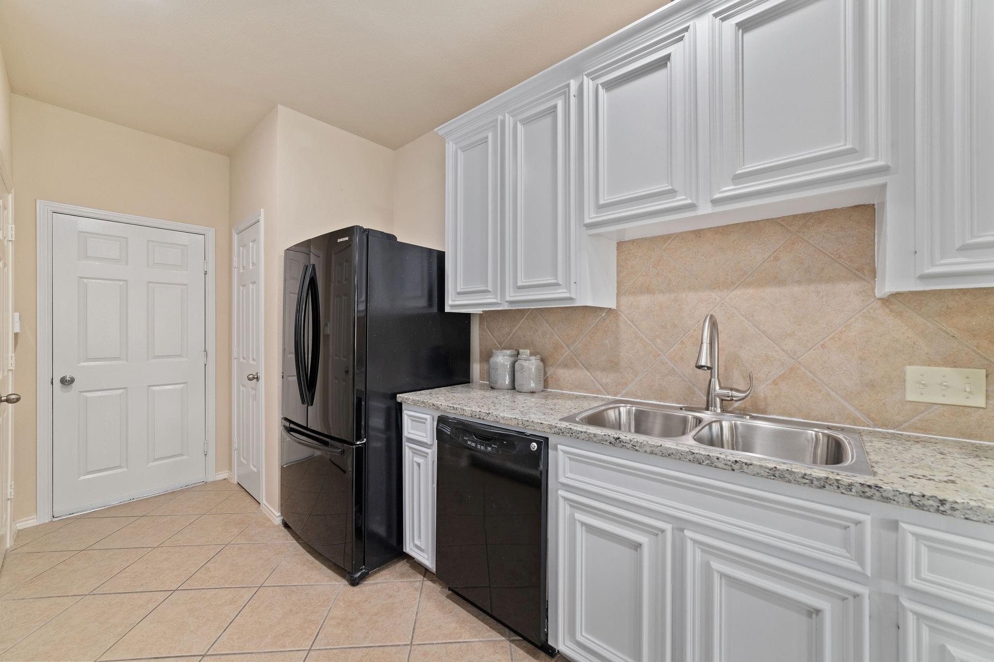 14923 Tuttle Point Drive