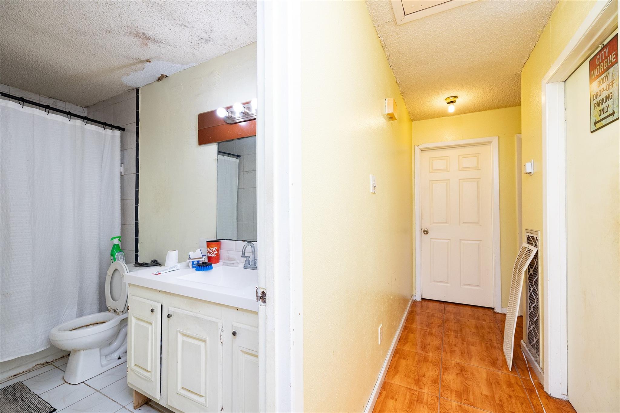 2427 Fairgreen Drive