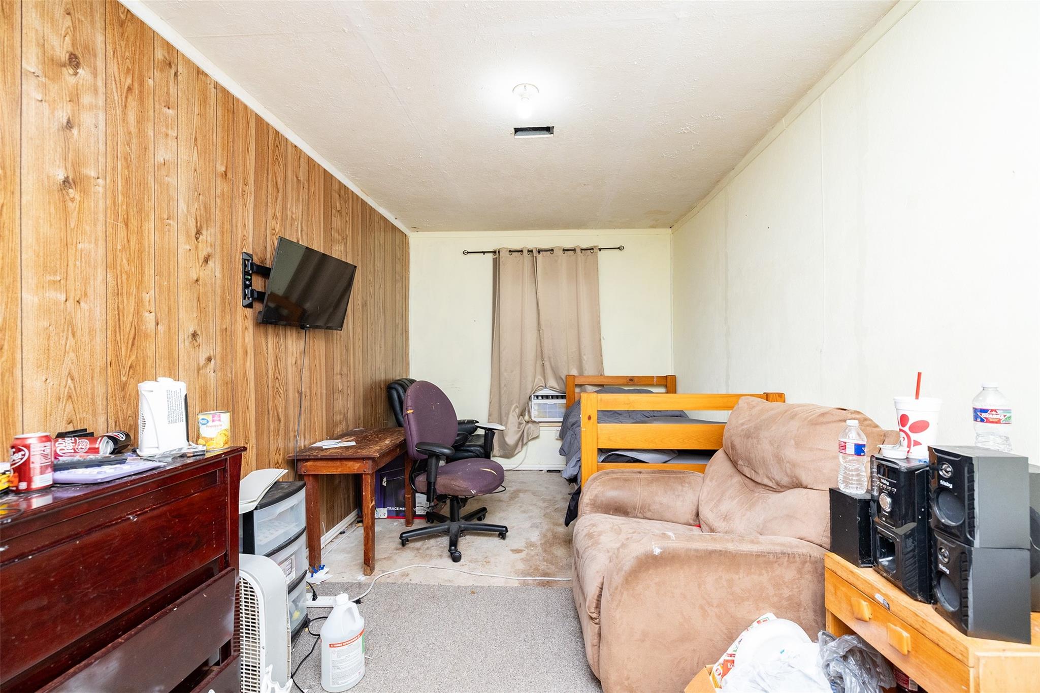 2427 Fairgreen Drive