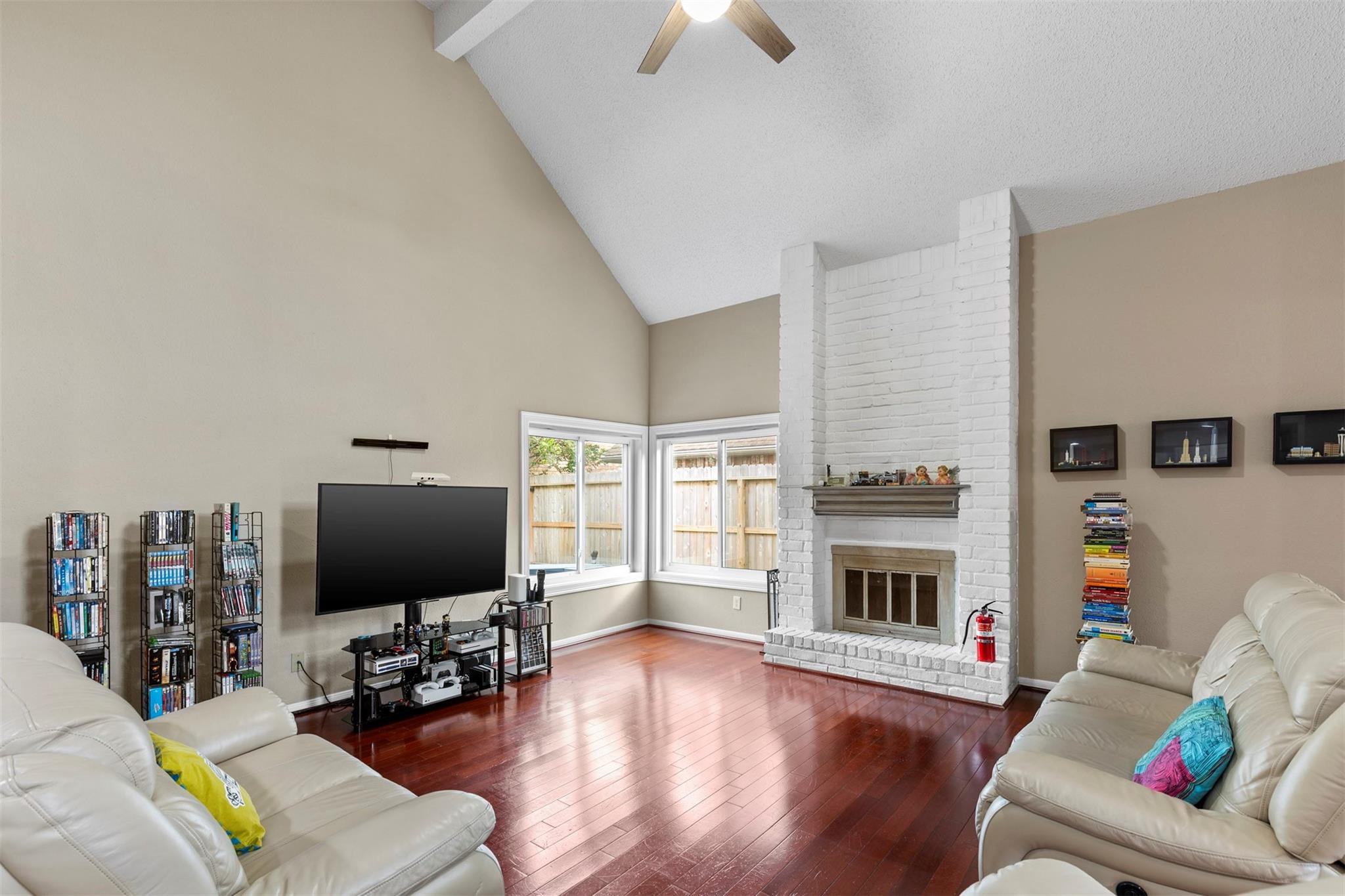 1553 Beaconshire Road