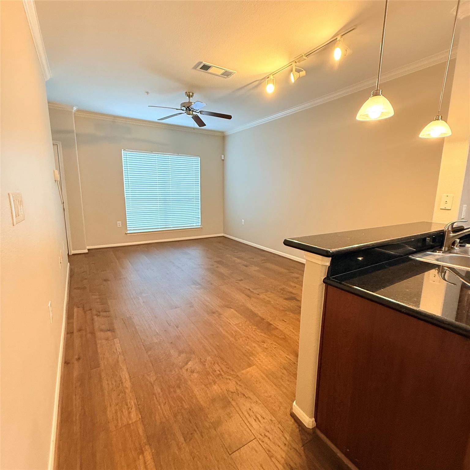 9200 Westheimer Road # 304