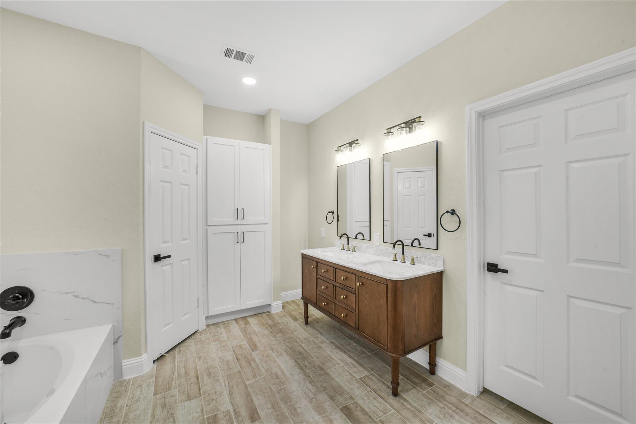 2126 Windmill Drive