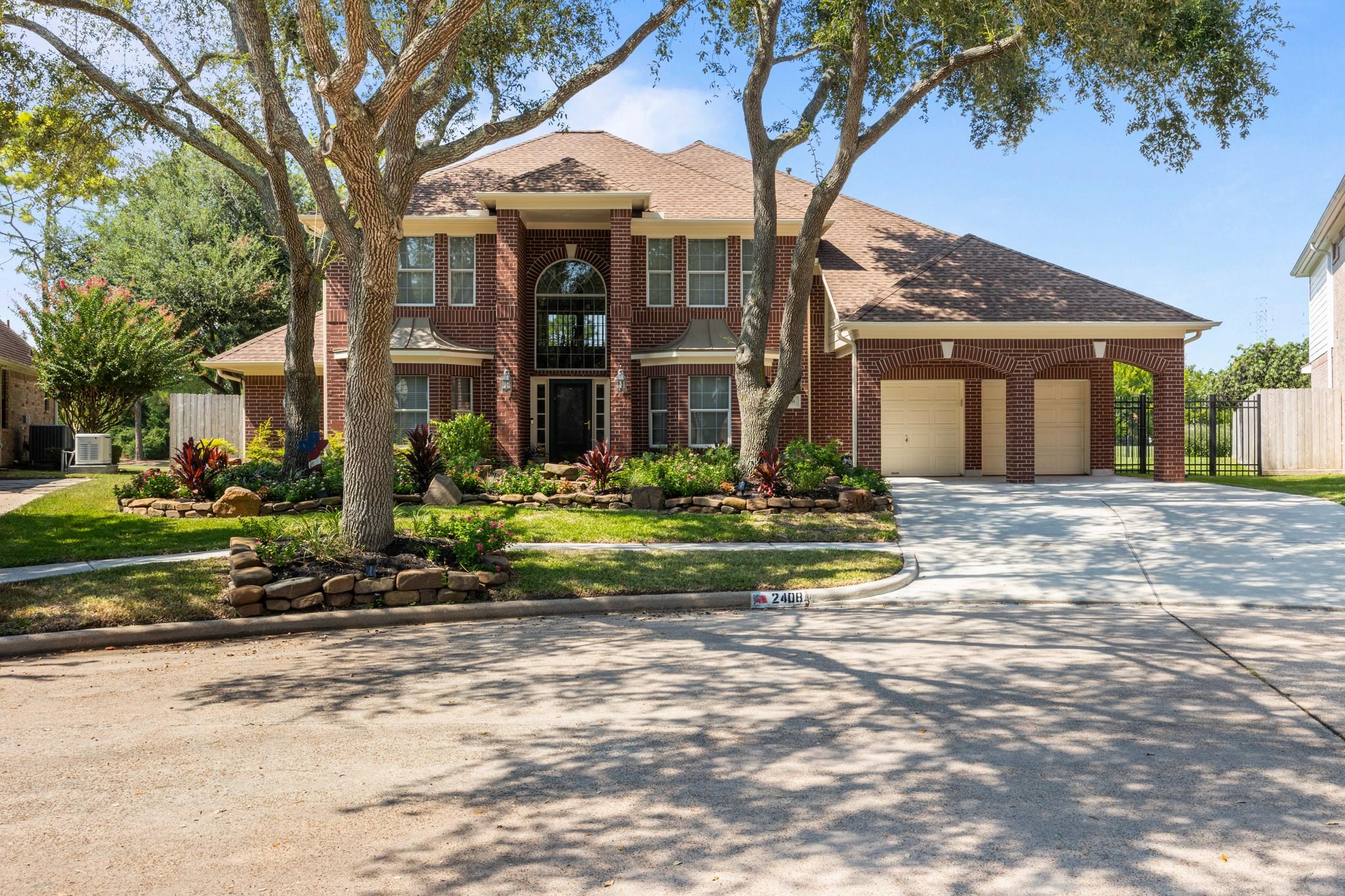 2408 Sawgrass Court