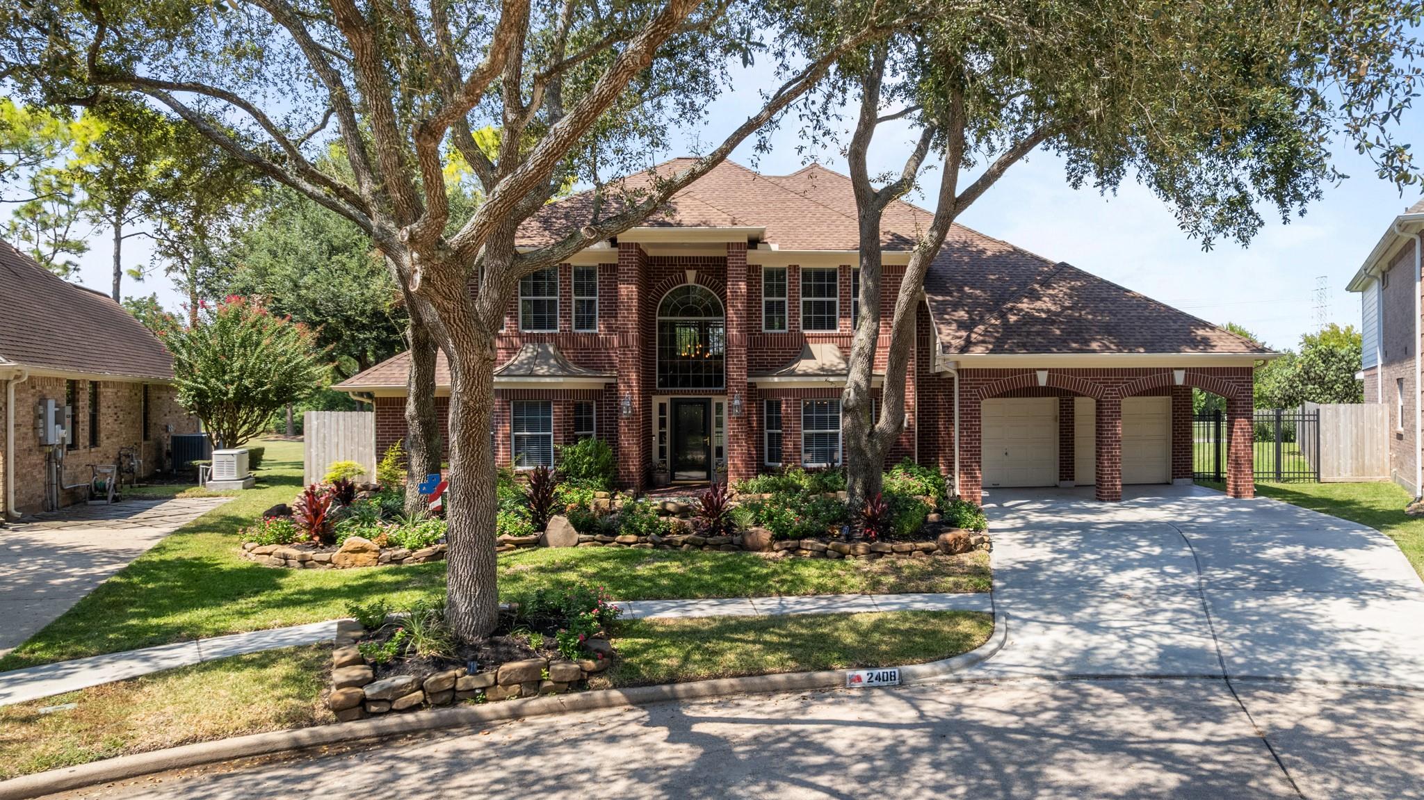 2408 Sawgrass Court