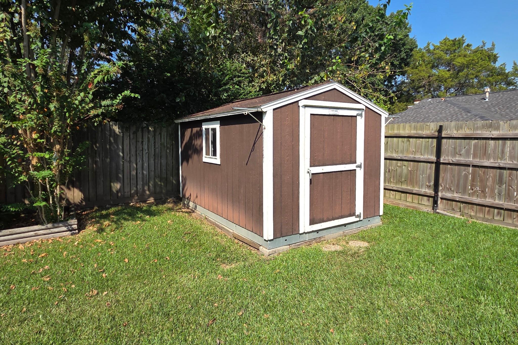 9423 Garden Bridge Street