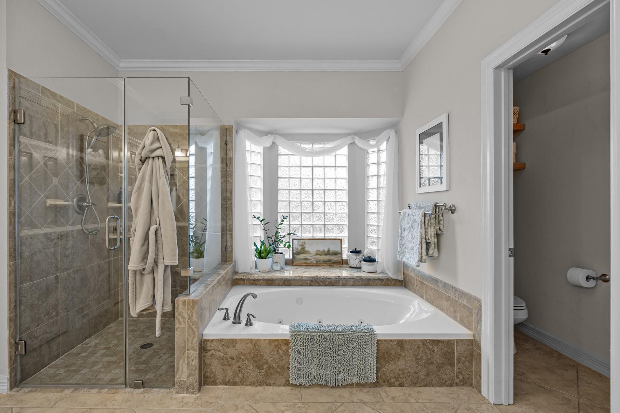 2413 Sawgrass Court