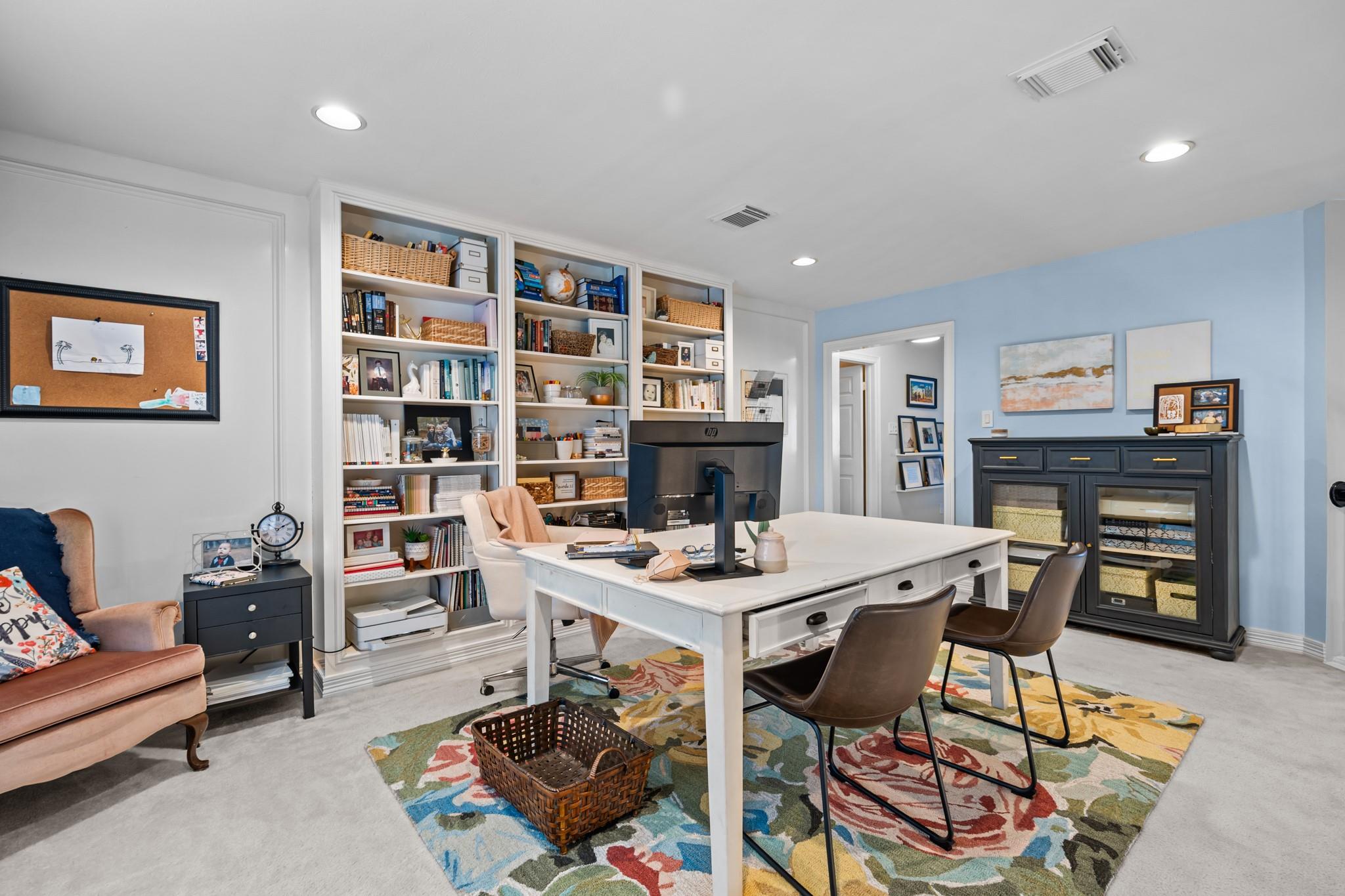 2413 Sawgrass Court