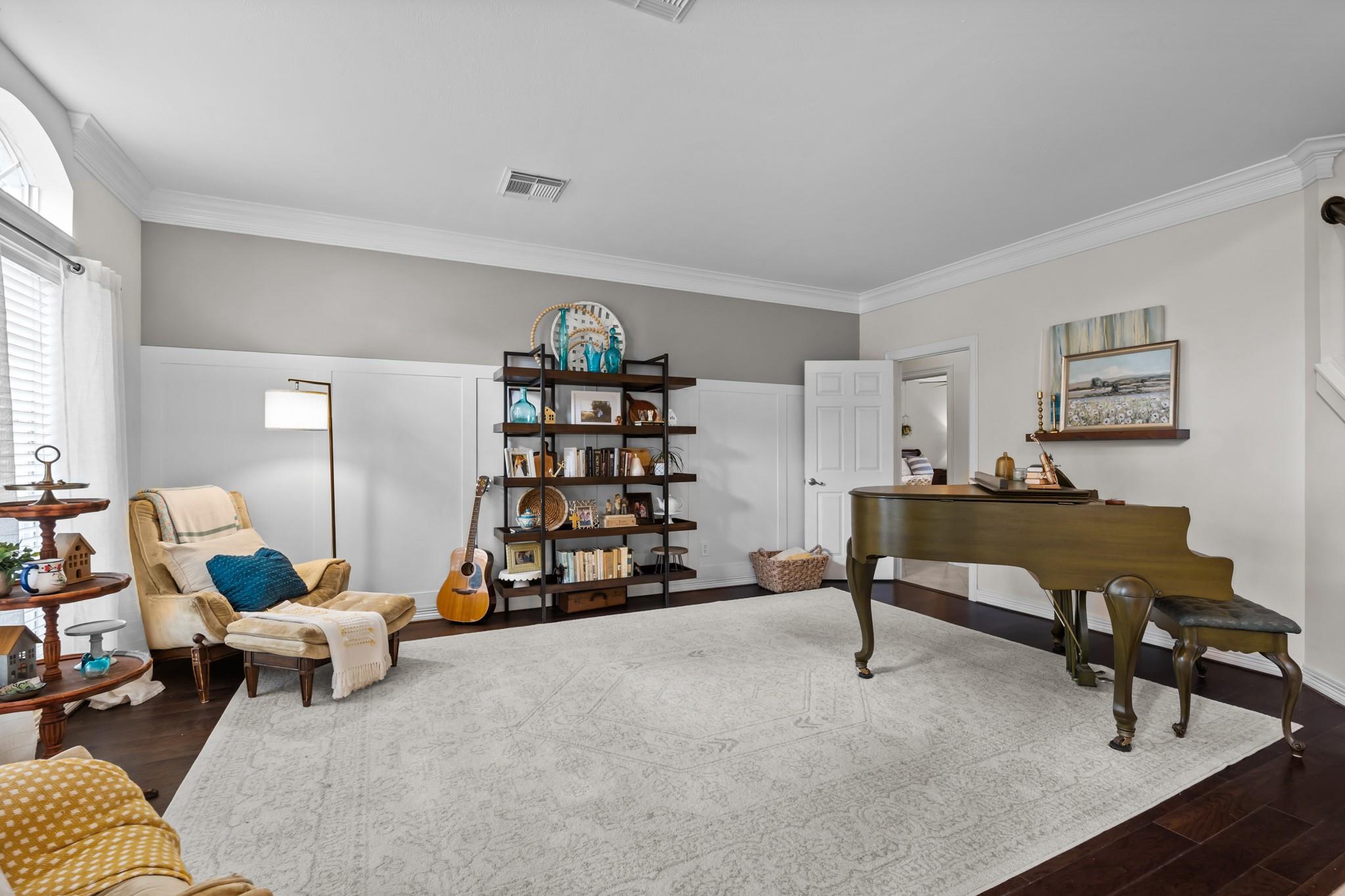 2413 Sawgrass Court