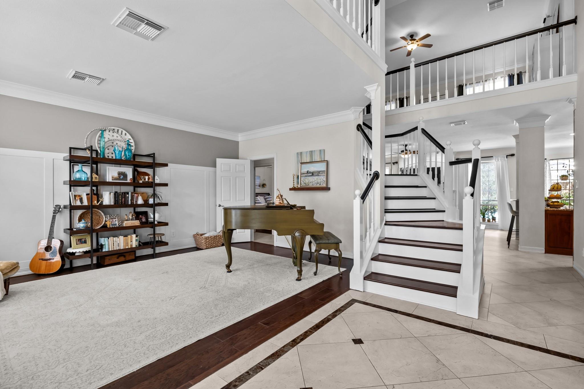 2413 Sawgrass Court