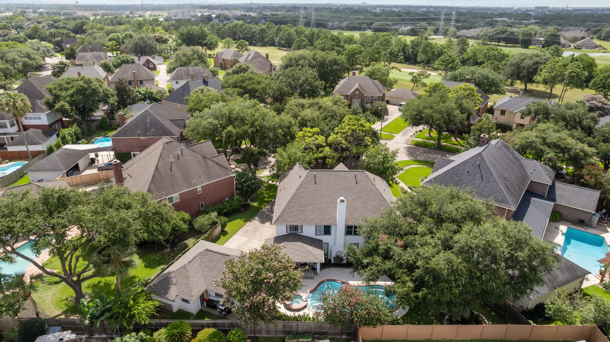 2413 Sawgrass Court