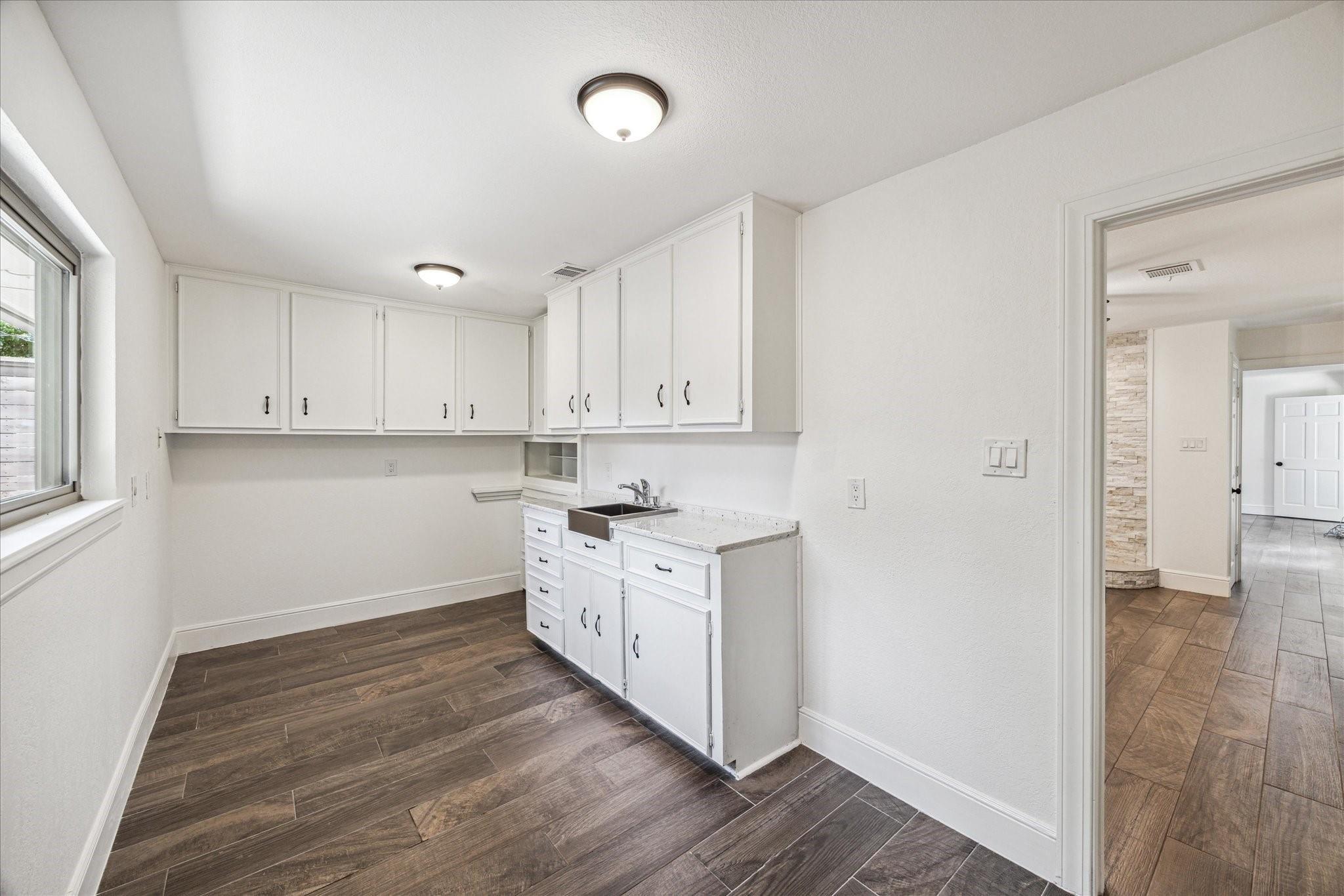 10010 Valley Forge Drive