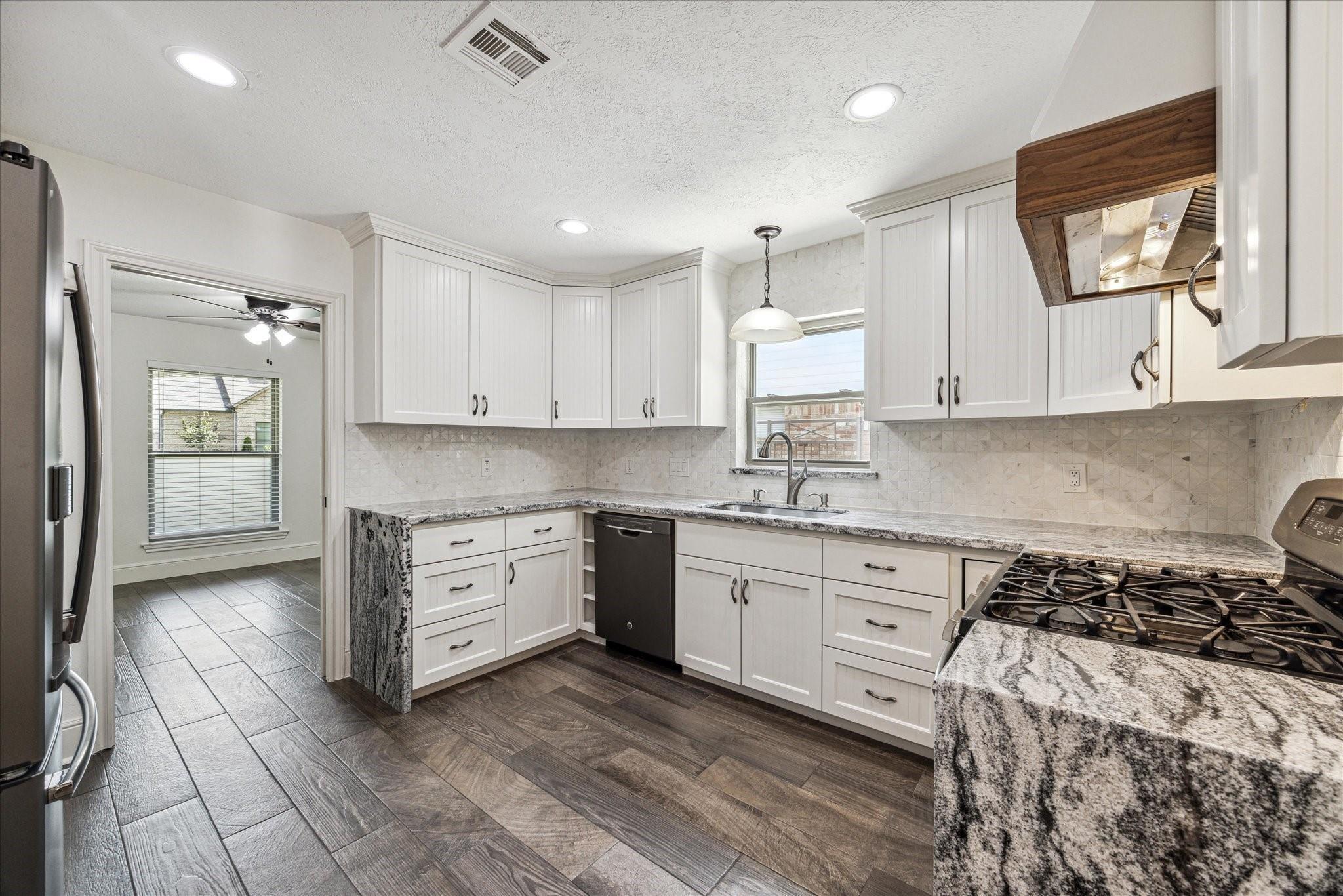 10010 Valley Forge Drive