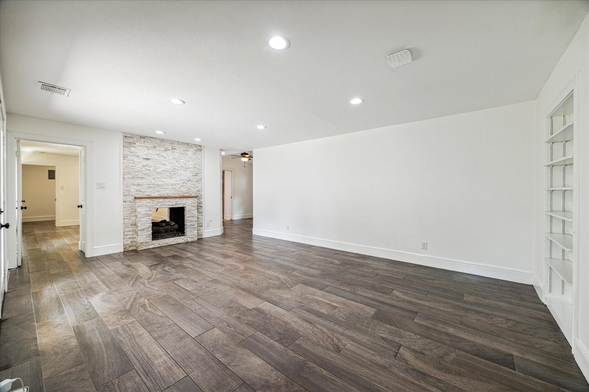 10010 Valley Forge Drive
