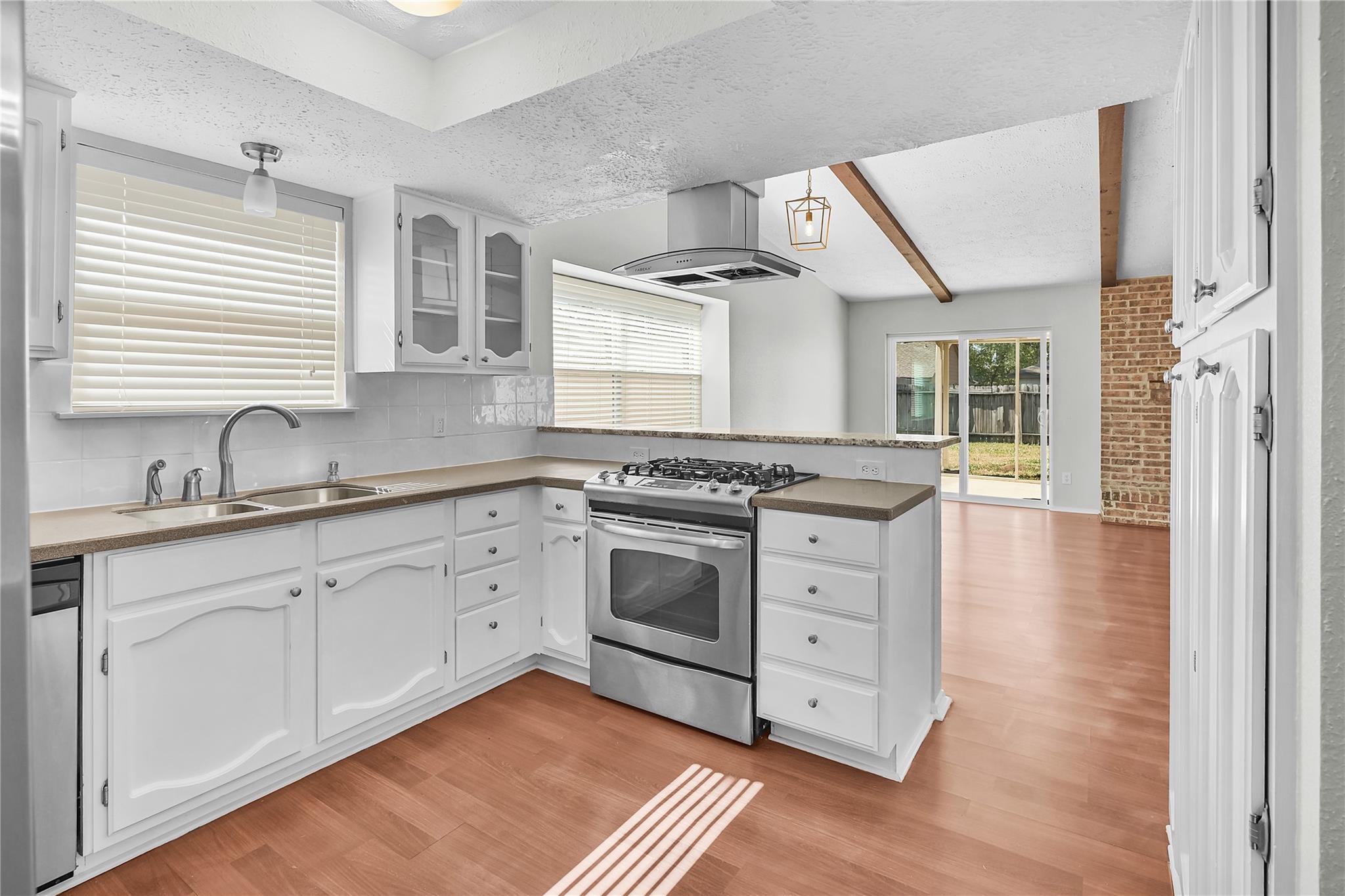 16911 Jane Lynn Lane