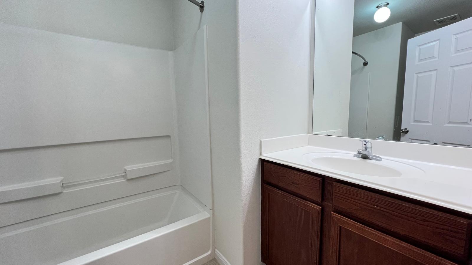 6906 Clover Walk Lane