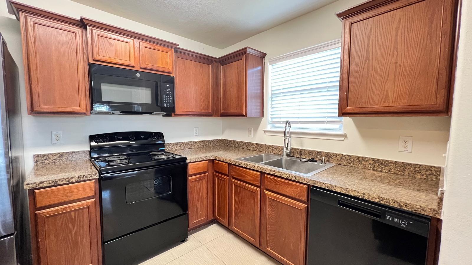 6906 Clover Walk Lane