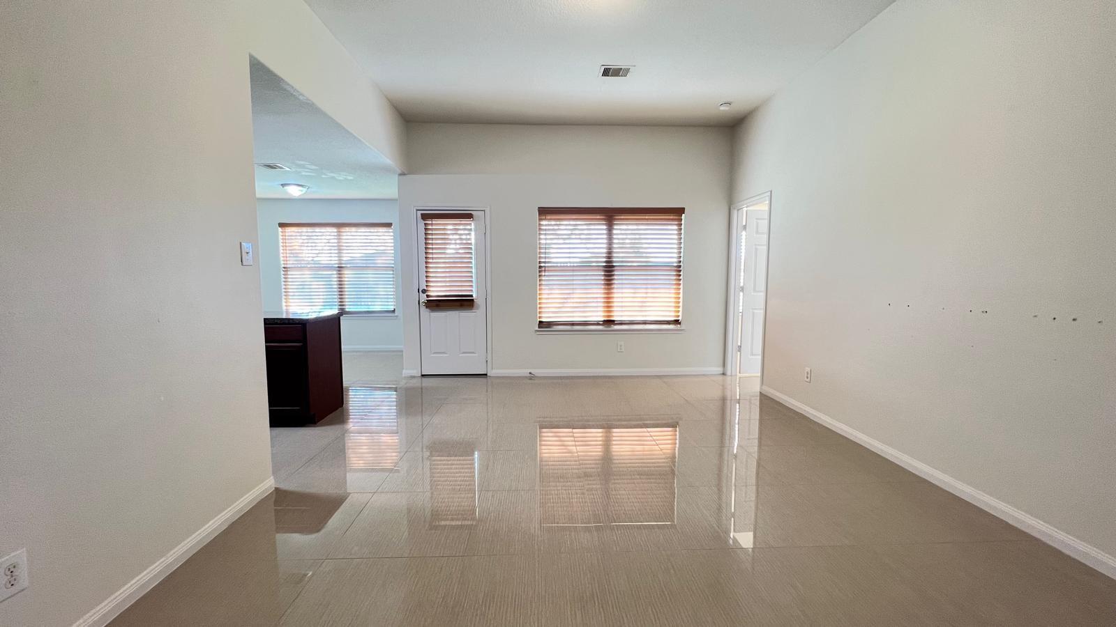 6906 Clover Walk Lane