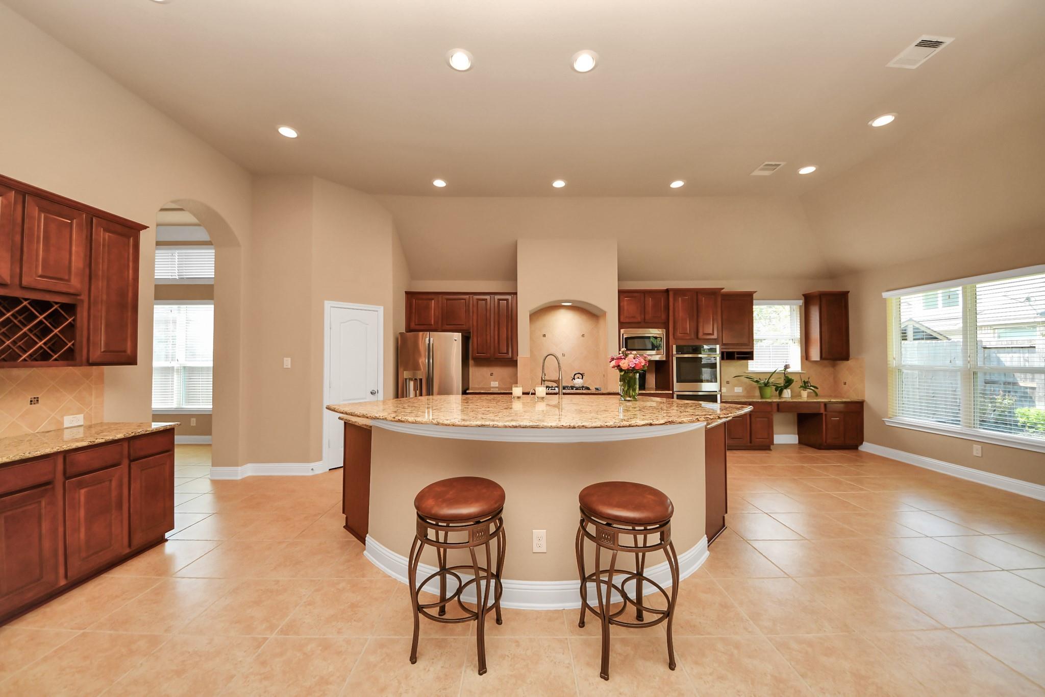 5806 Oakdale Meadows