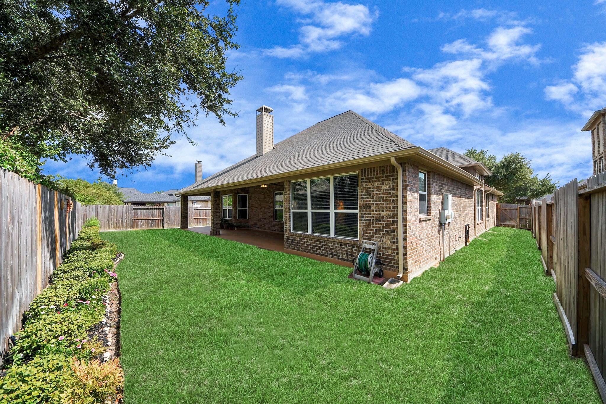 5806 Oakdale Meadows