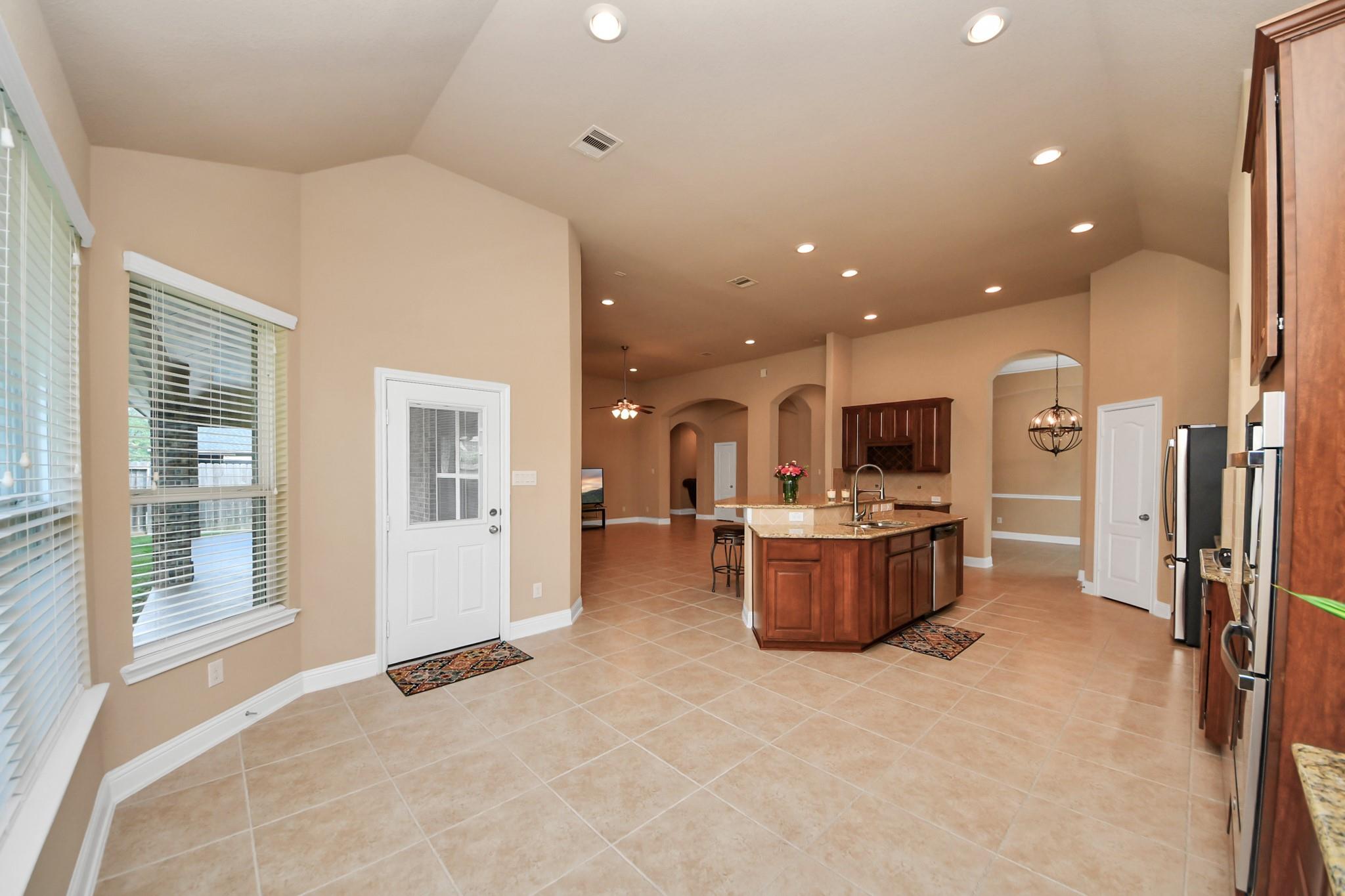 5806 Oakdale Meadows