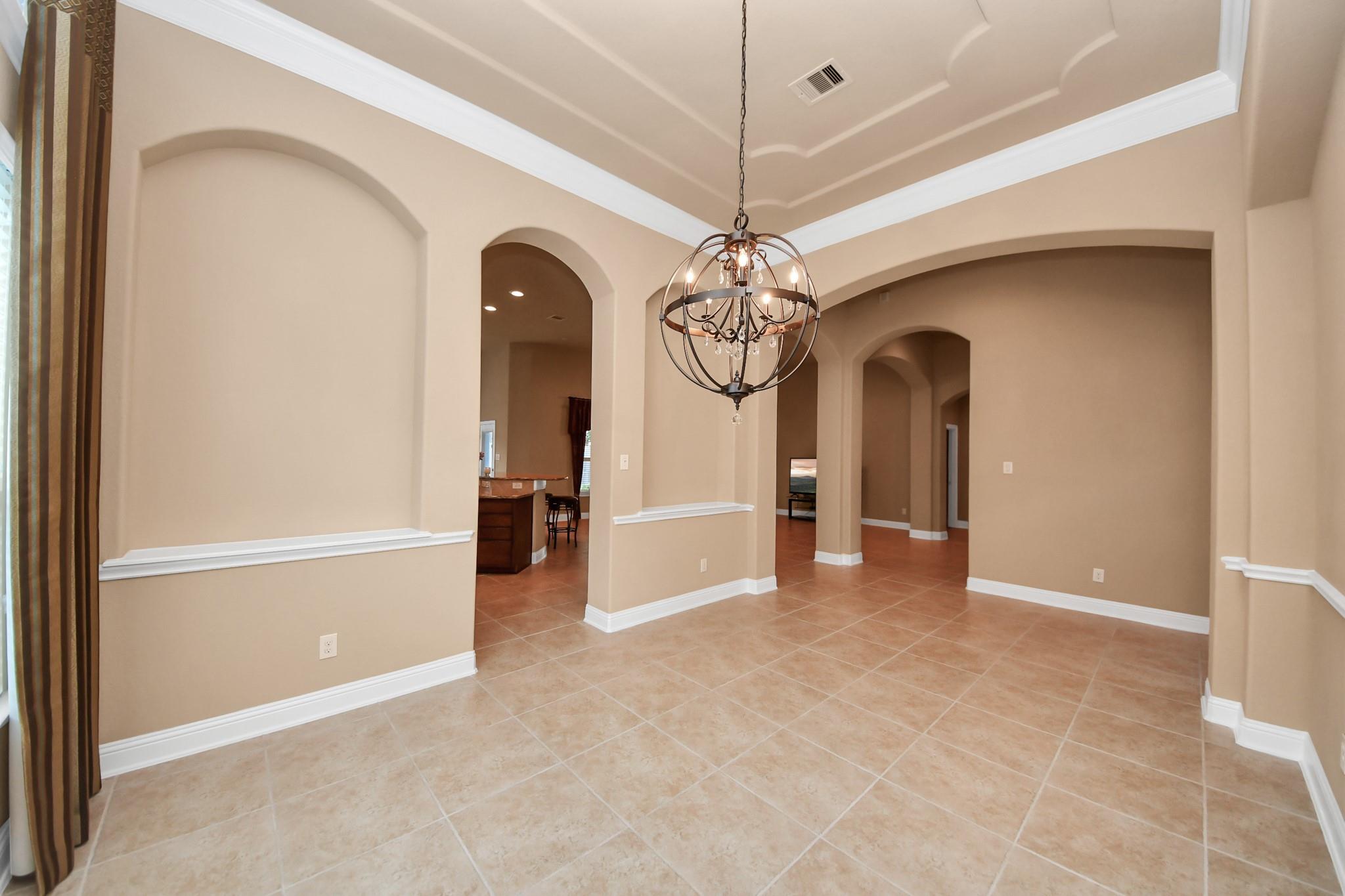 5806 Oakdale Meadows
