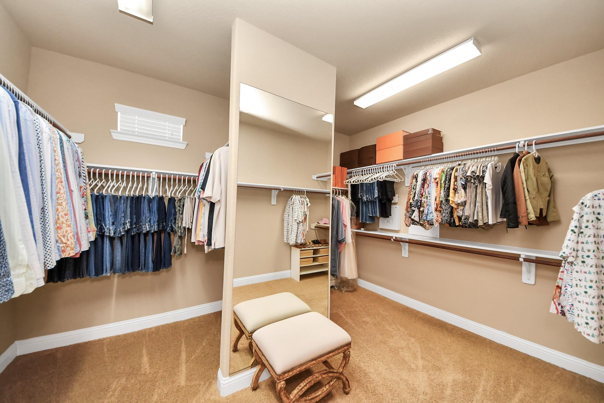 5806 Oakdale Meadows