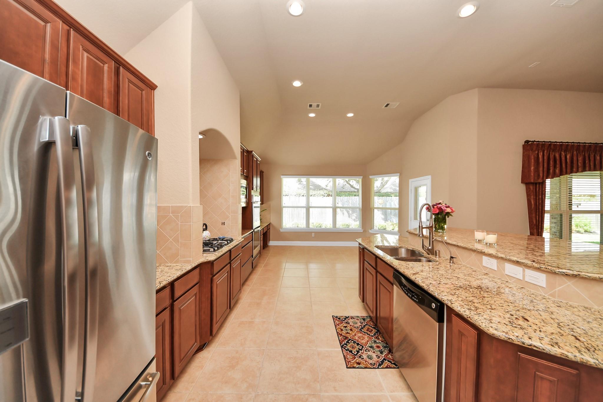 5806 Oakdale Meadows