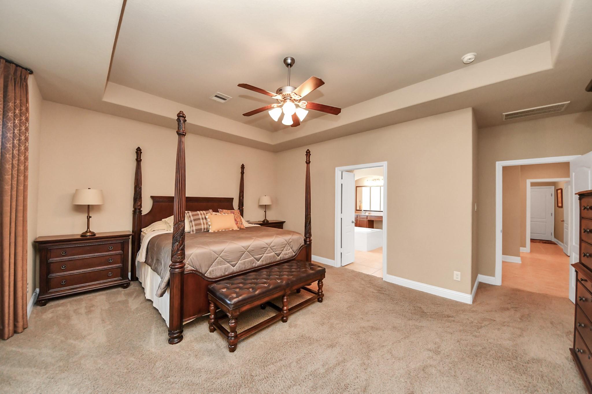 5806 Oakdale Meadows