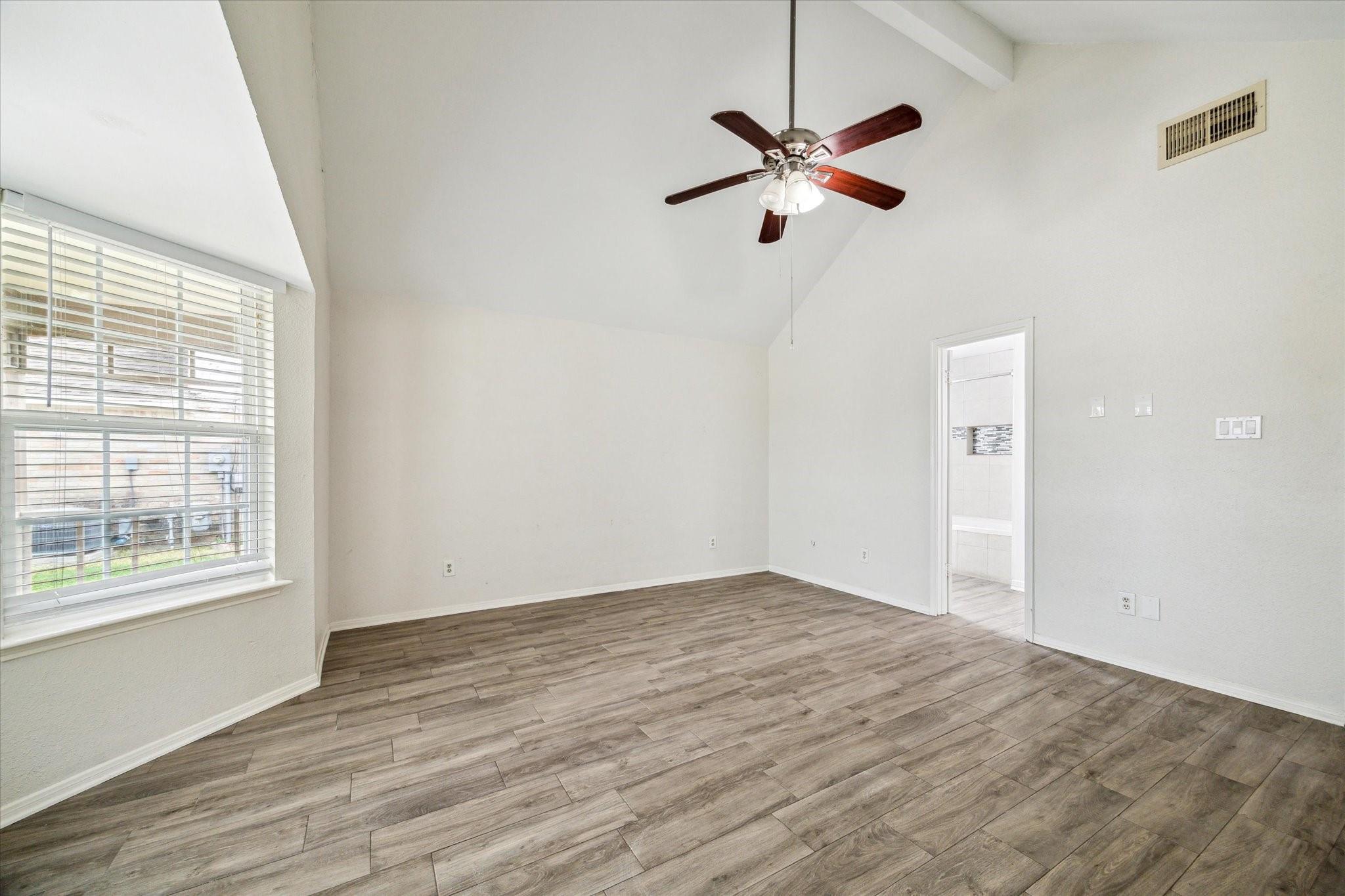 12007 Fairpoint Drive