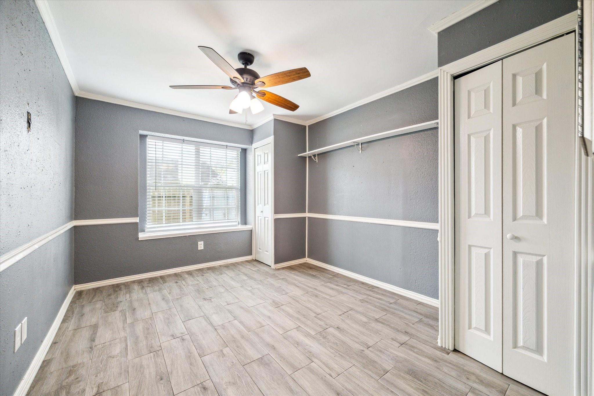 12007 Fairpoint Drive