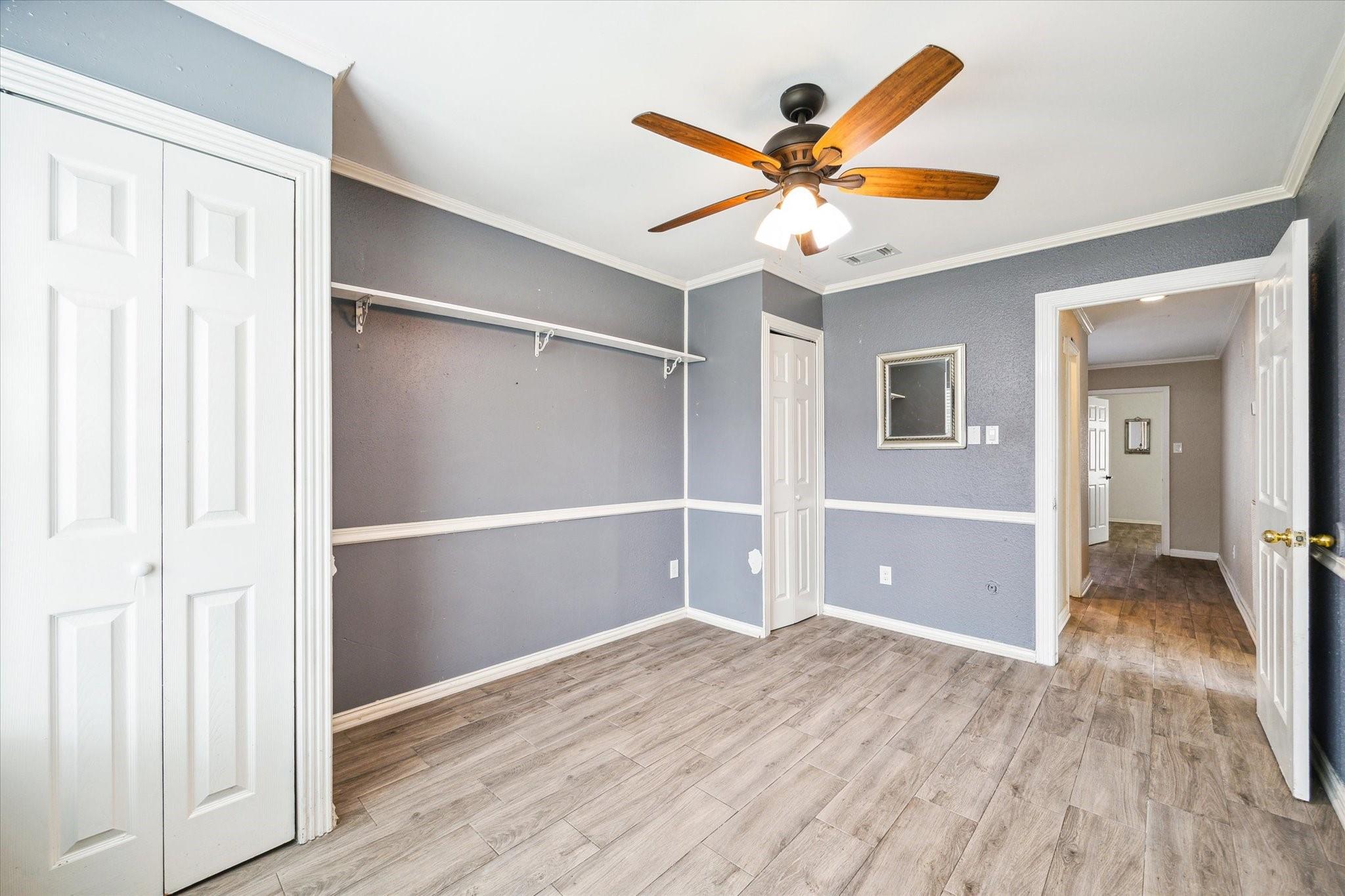 12007 Fairpoint Drive