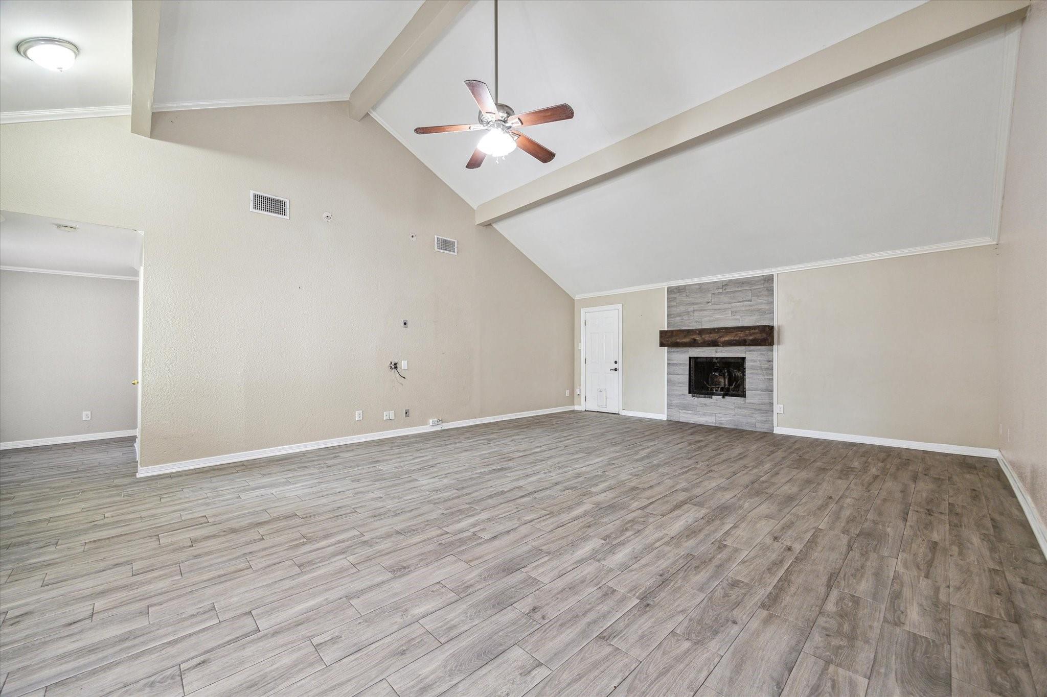 12007 Fairpoint Drive