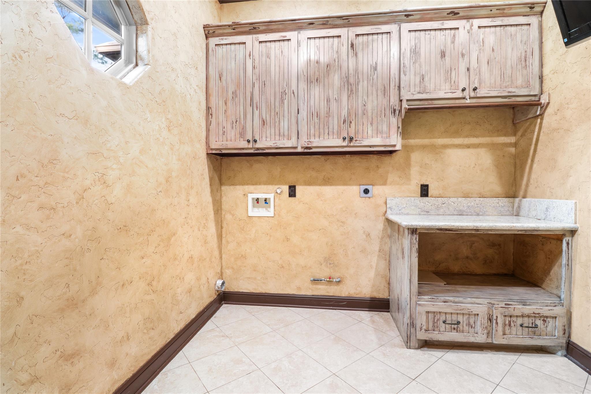 26325 Bauer Hockley Road