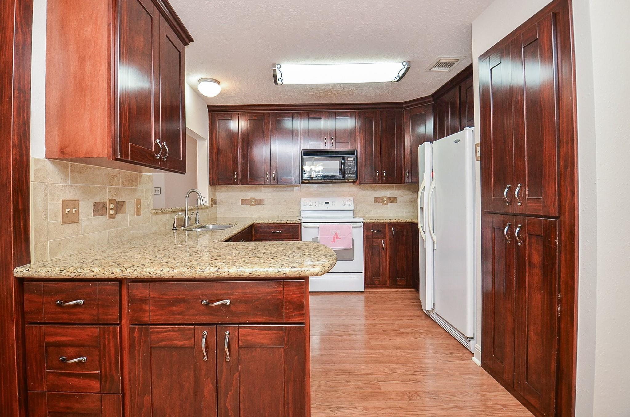 2102 Landcircle Court