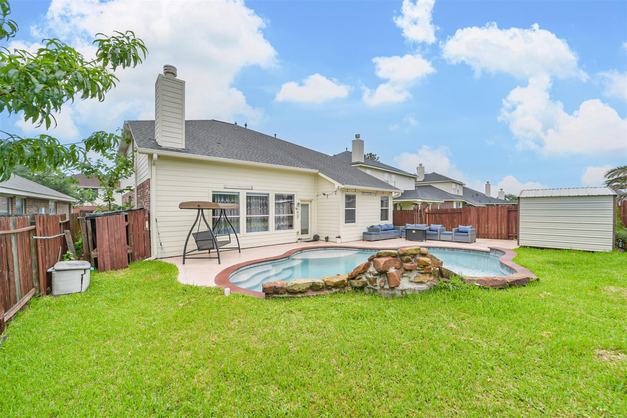 24619 Hampton Lakes Drive