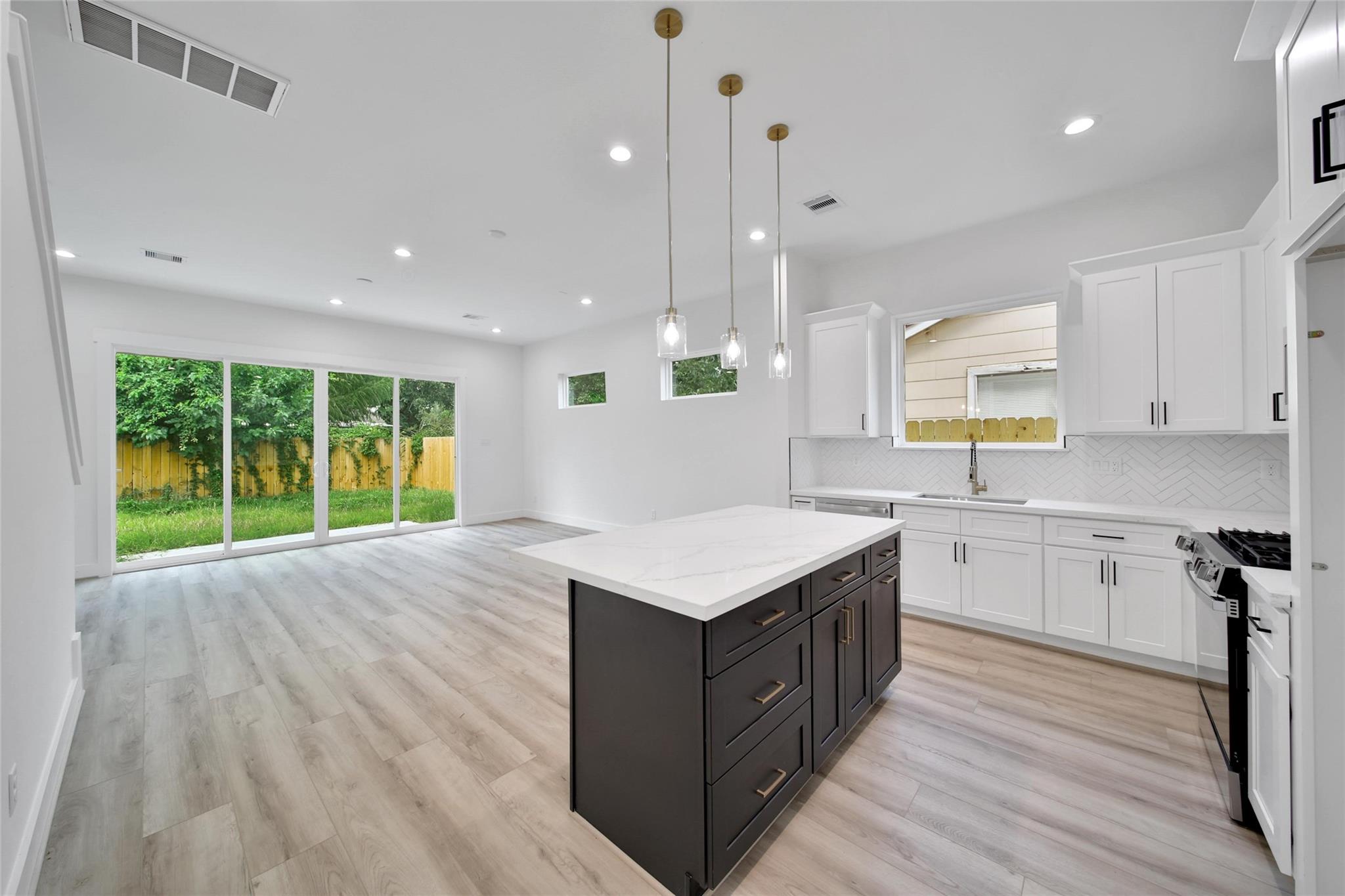 7014 Saint Augustine Street