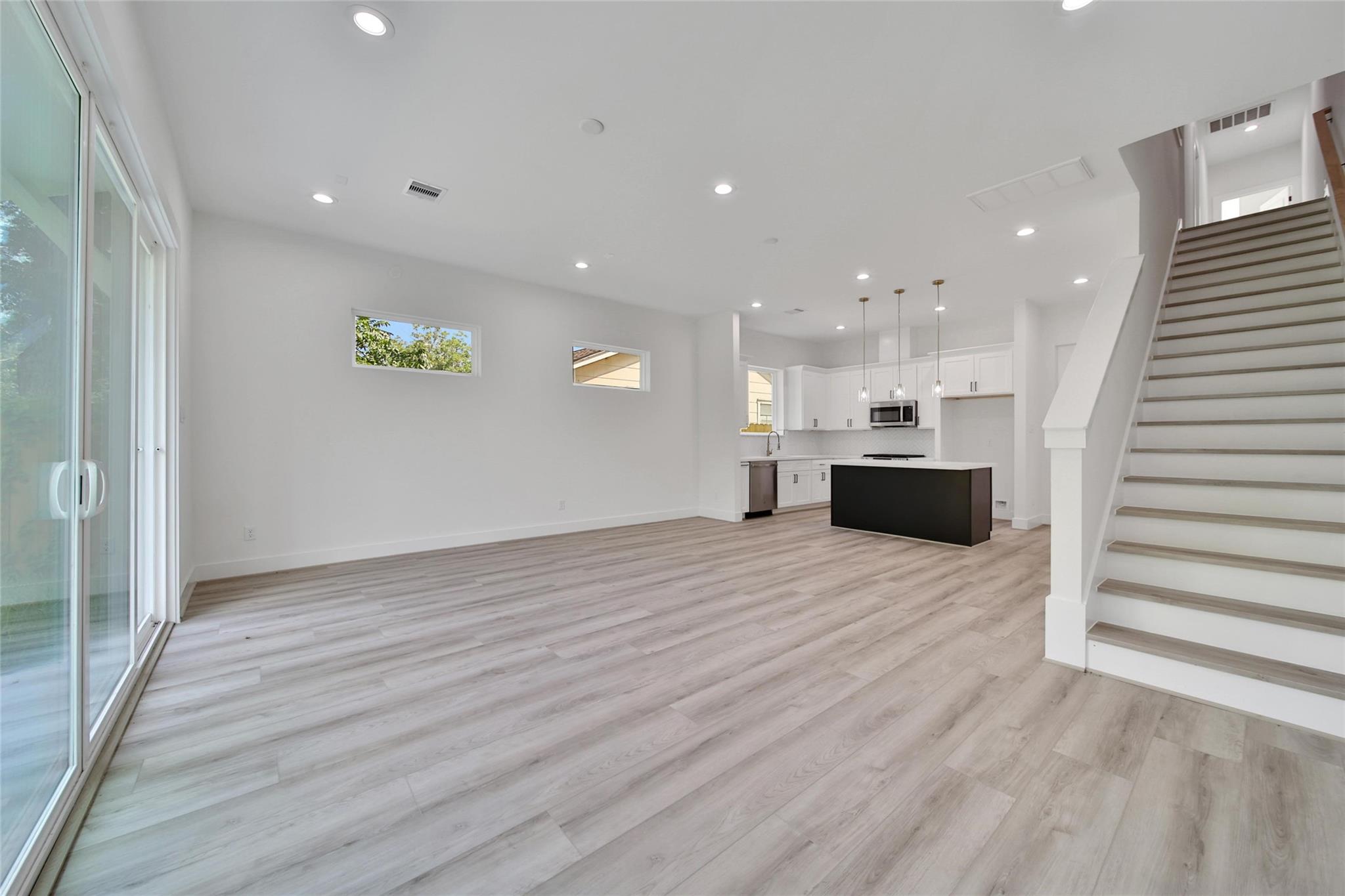 7014 Saint Augustine Street