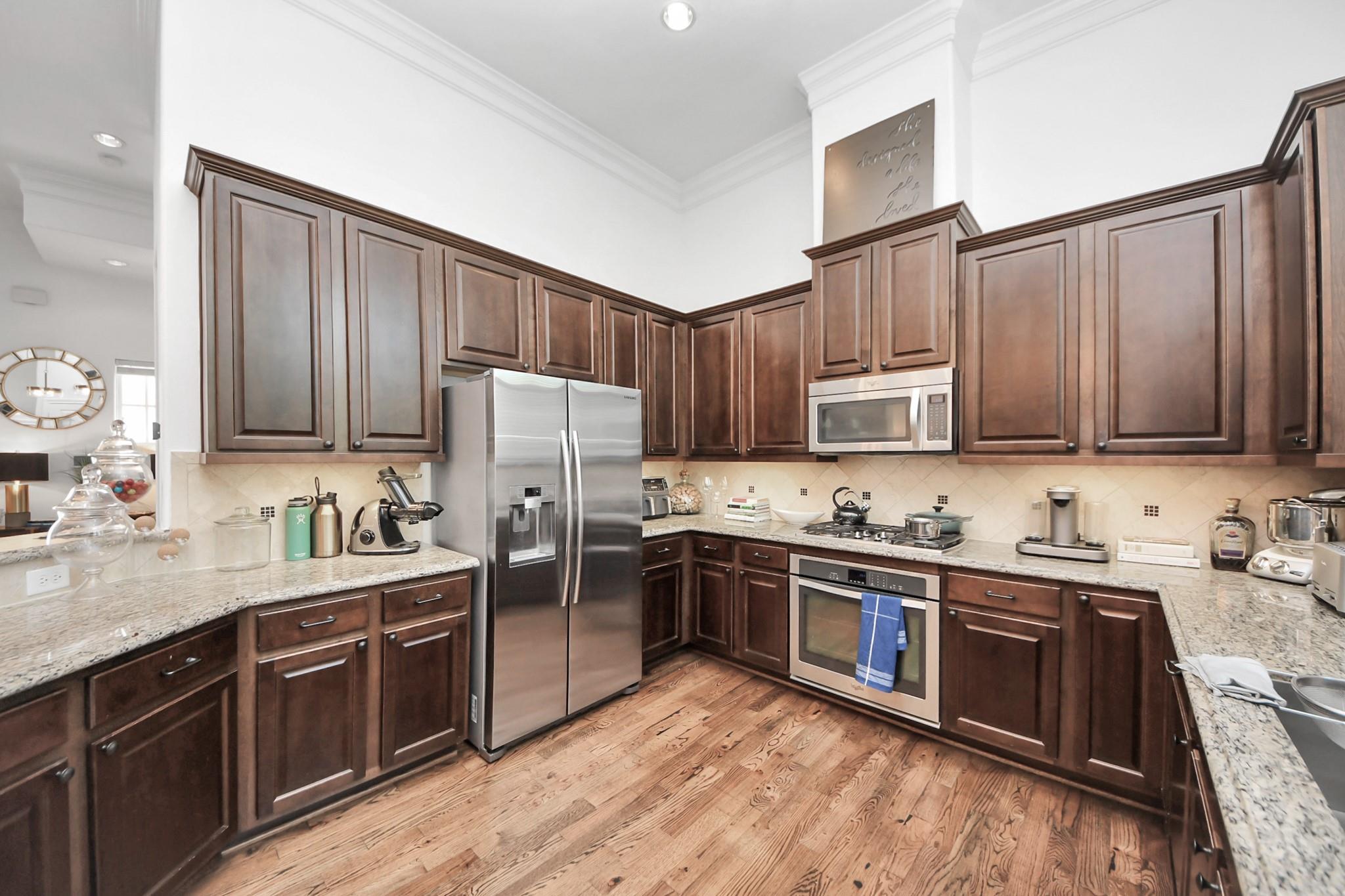 8928 Lakeshore Bend Drive