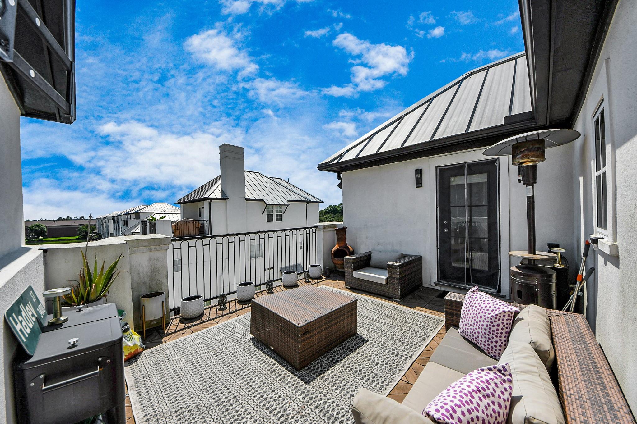 8928 Lakeshore Bend Drive