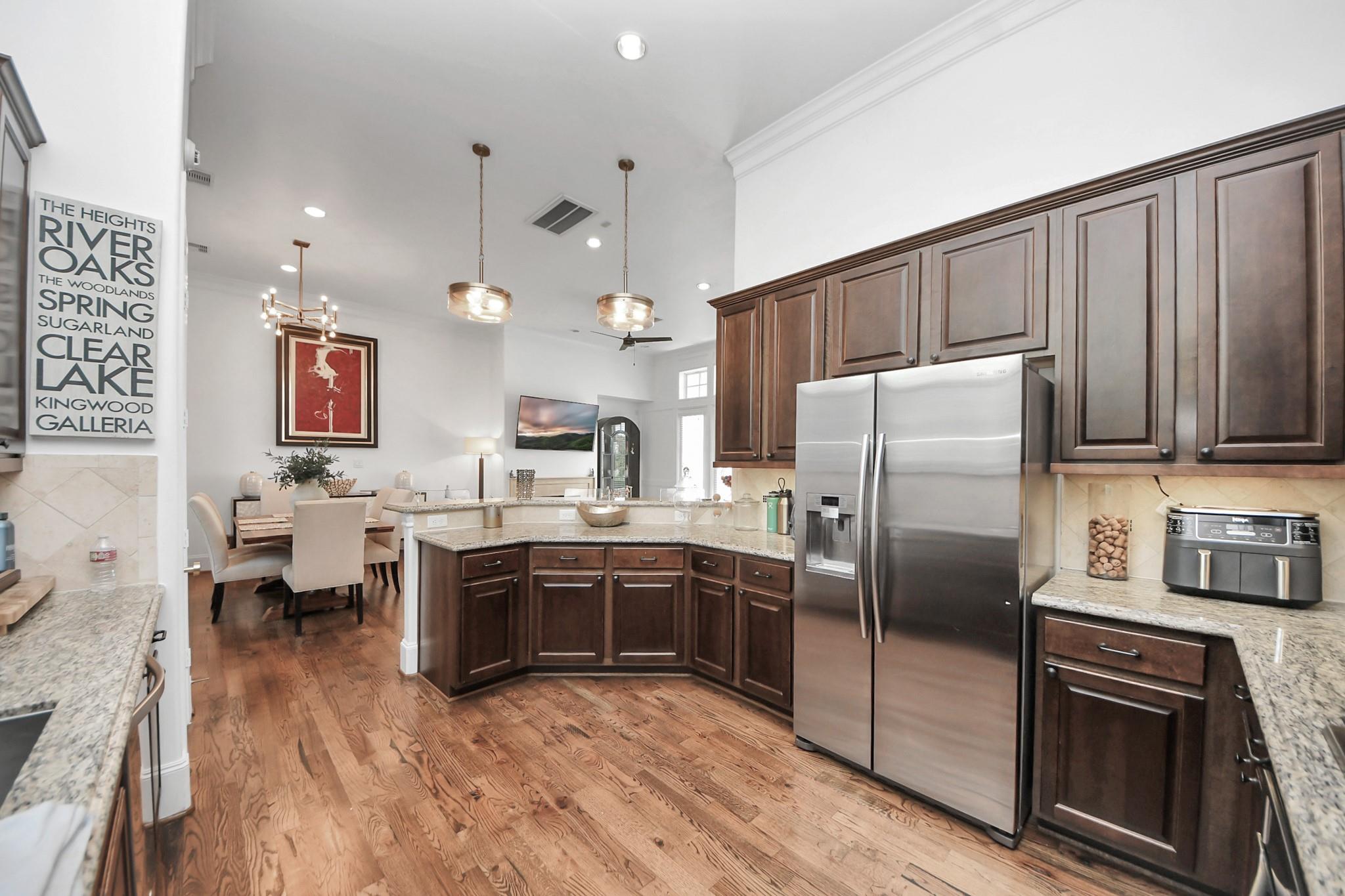 8928 Lakeshore Bend Drive