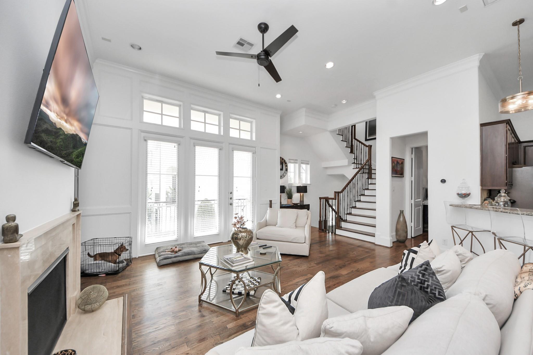 8928 Lakeshore Bend Drive