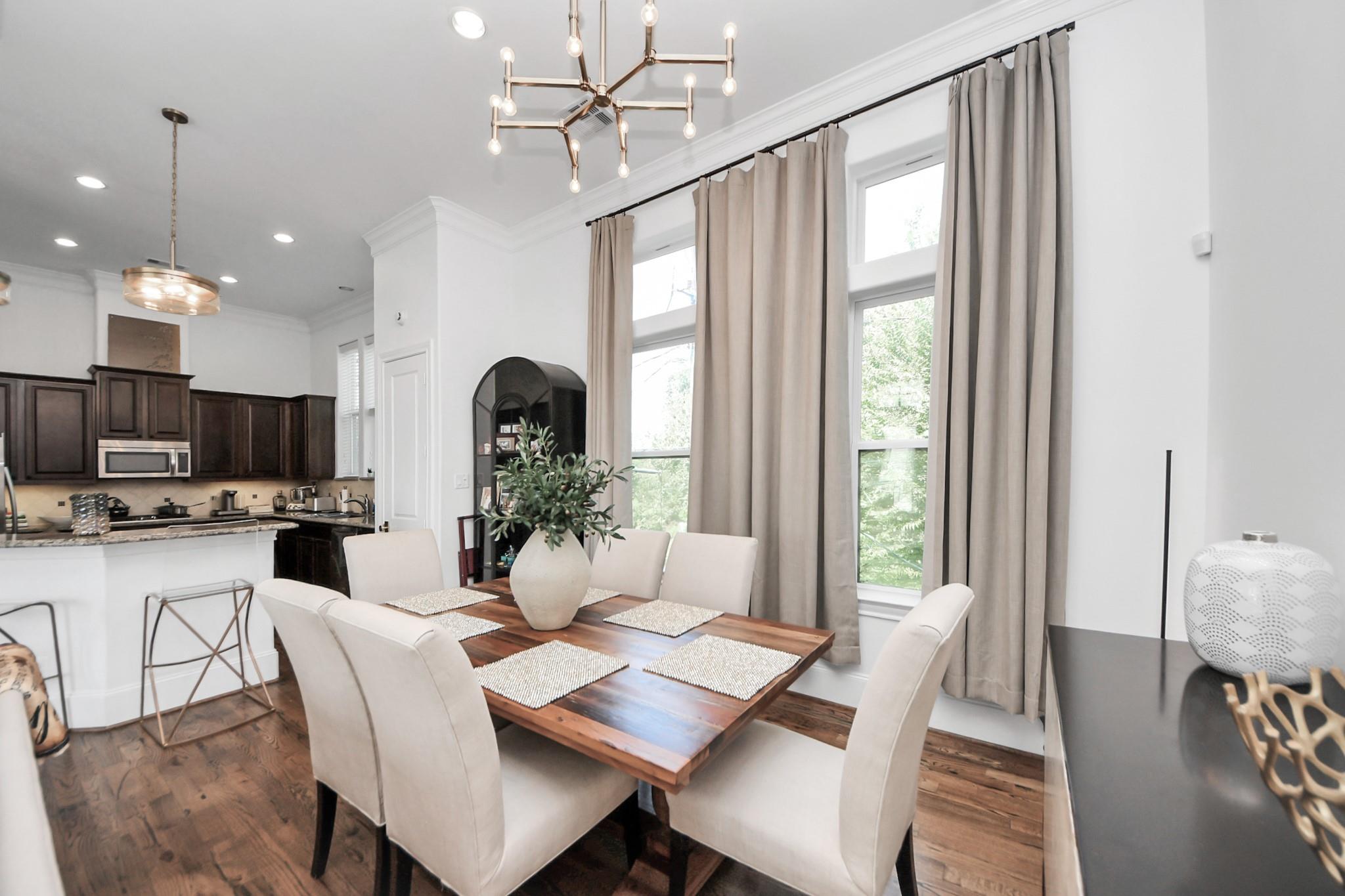 8928 Lakeshore Bend Drive