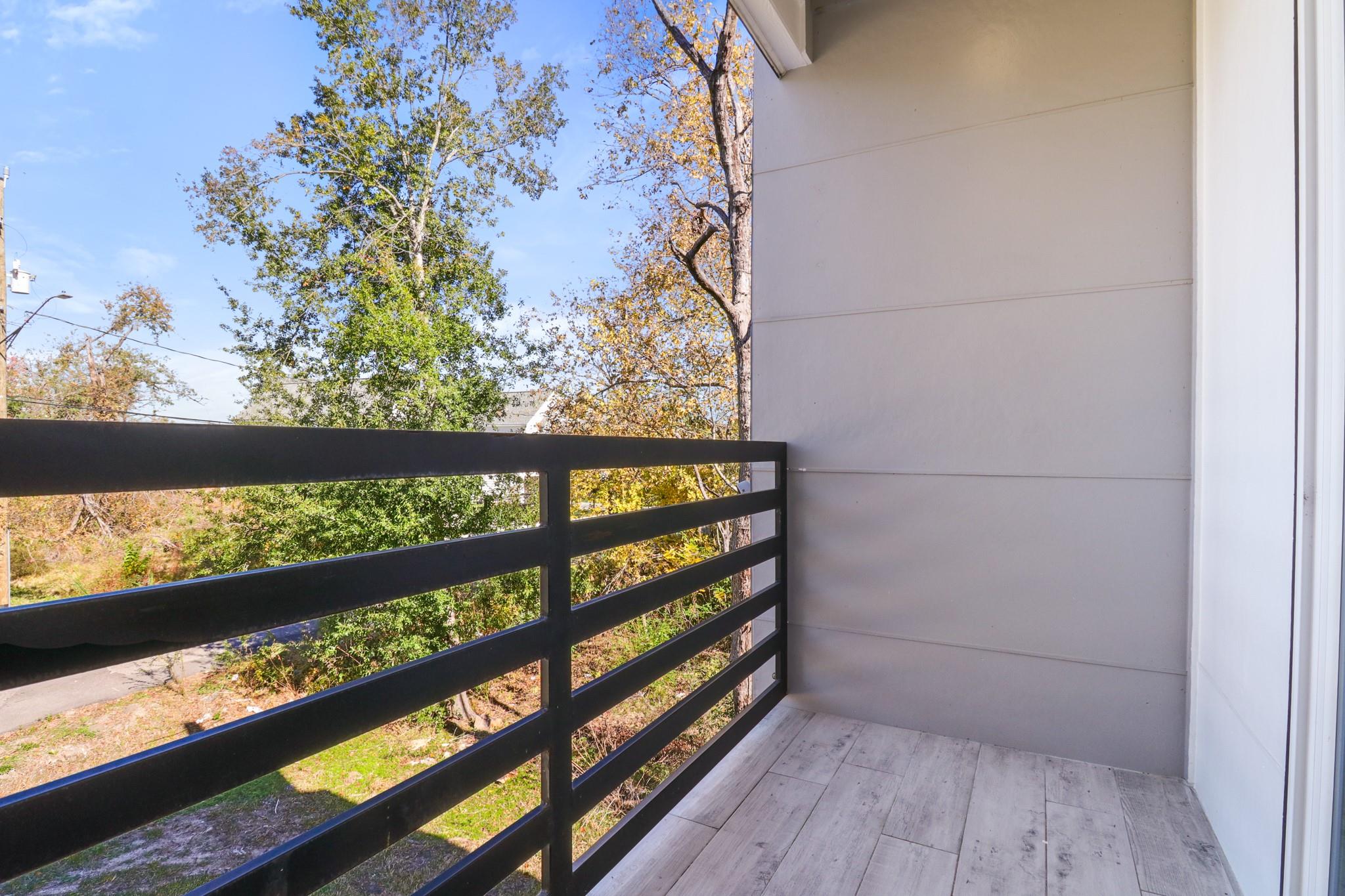 8046 Chateau Street
