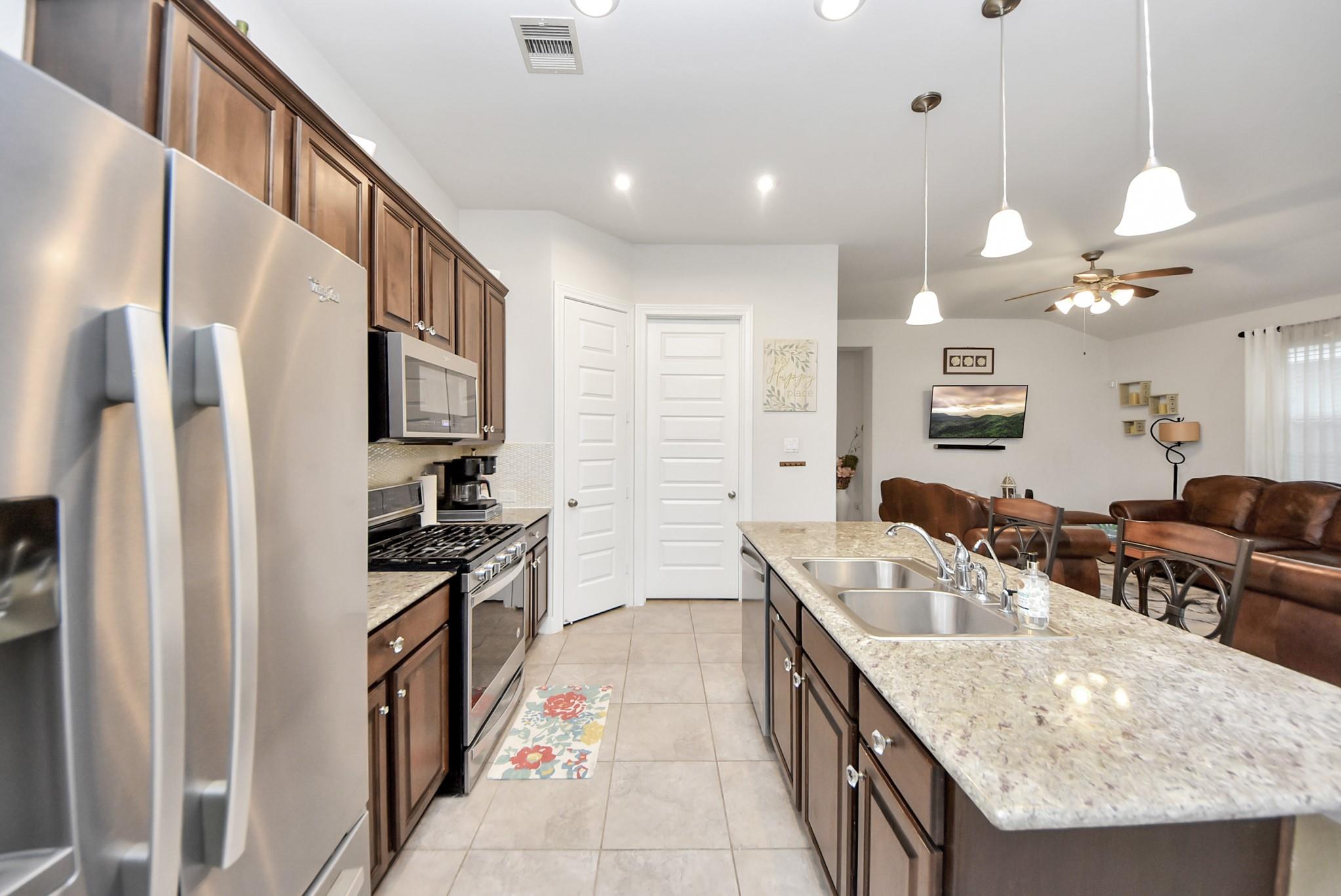 8806 Chapada Highlands Drive