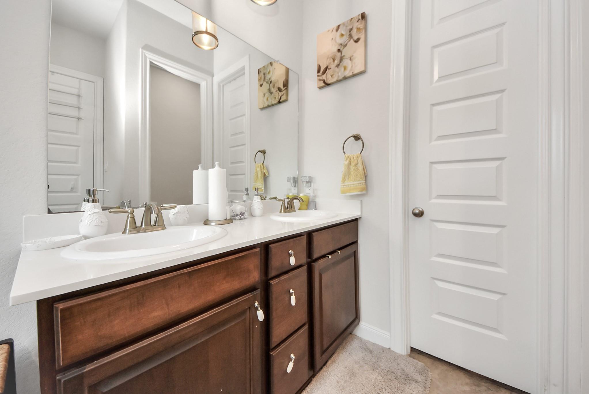 8806 Chapada Highlands Drive