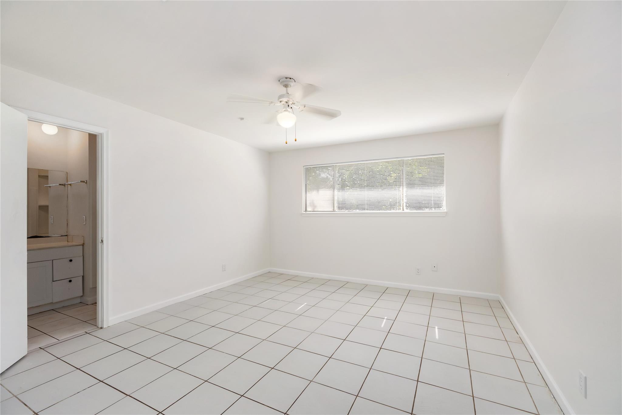 10707 Glenfield Ct Court